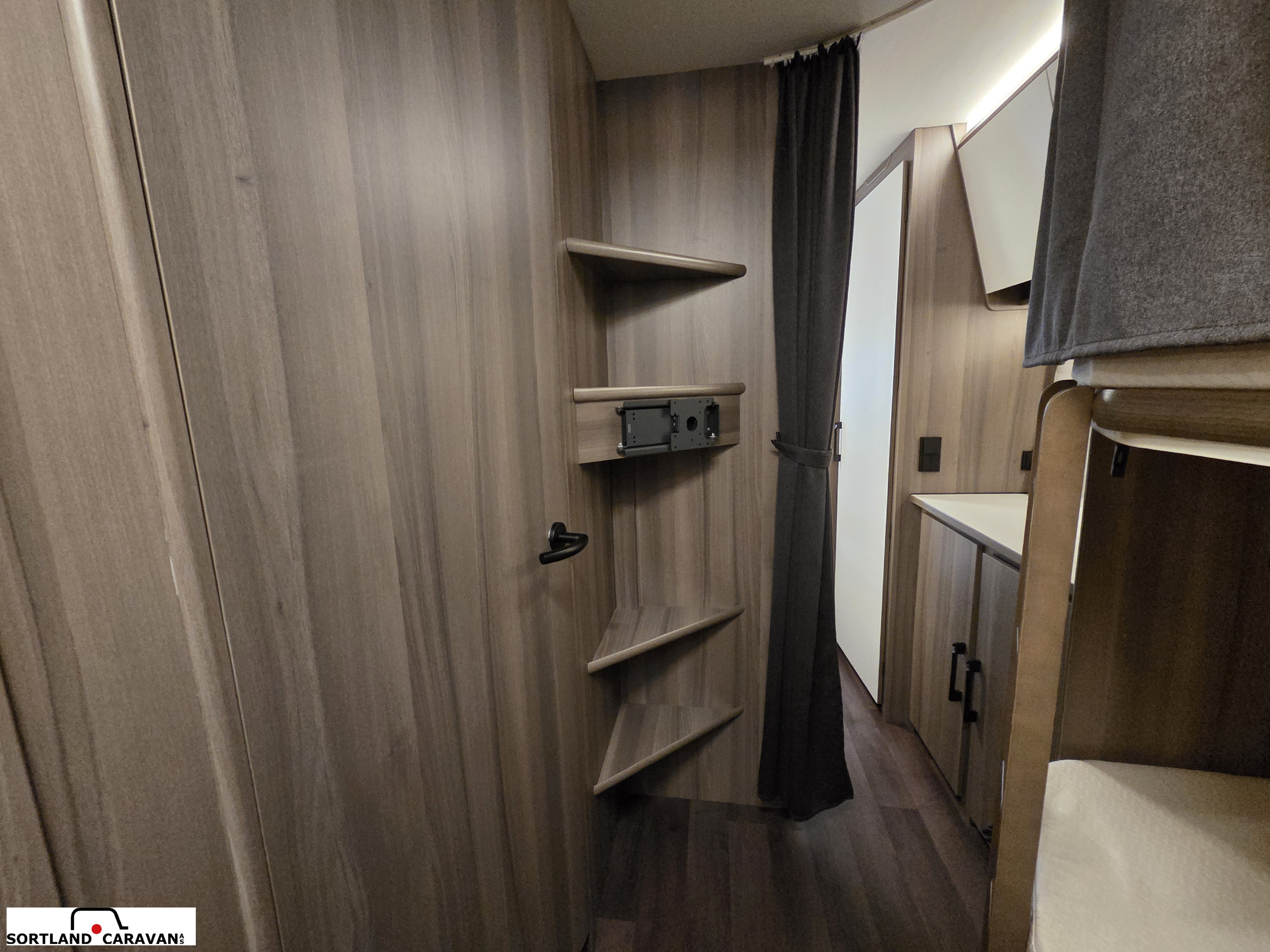 KABE ESTATE 780 DGDL KS - KABE