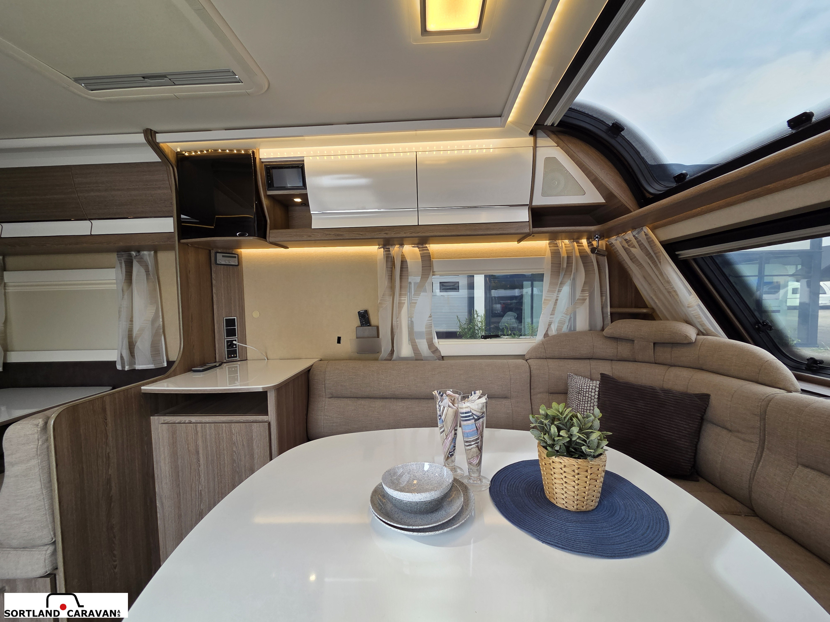 KABE ROYAL HACIENDA 880 T - KABE