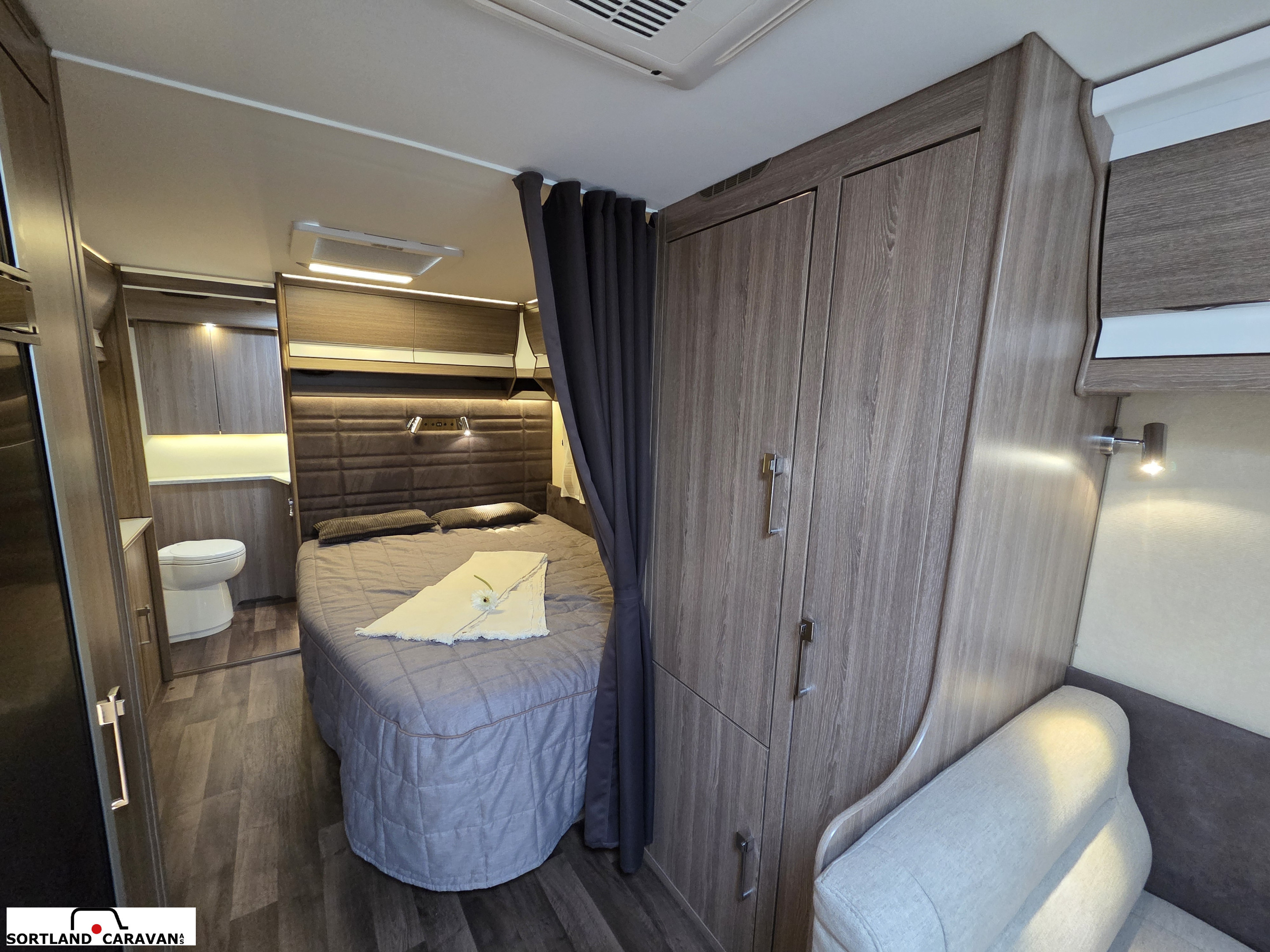 KABE ROYAL HACIENDA 880 T - KABE