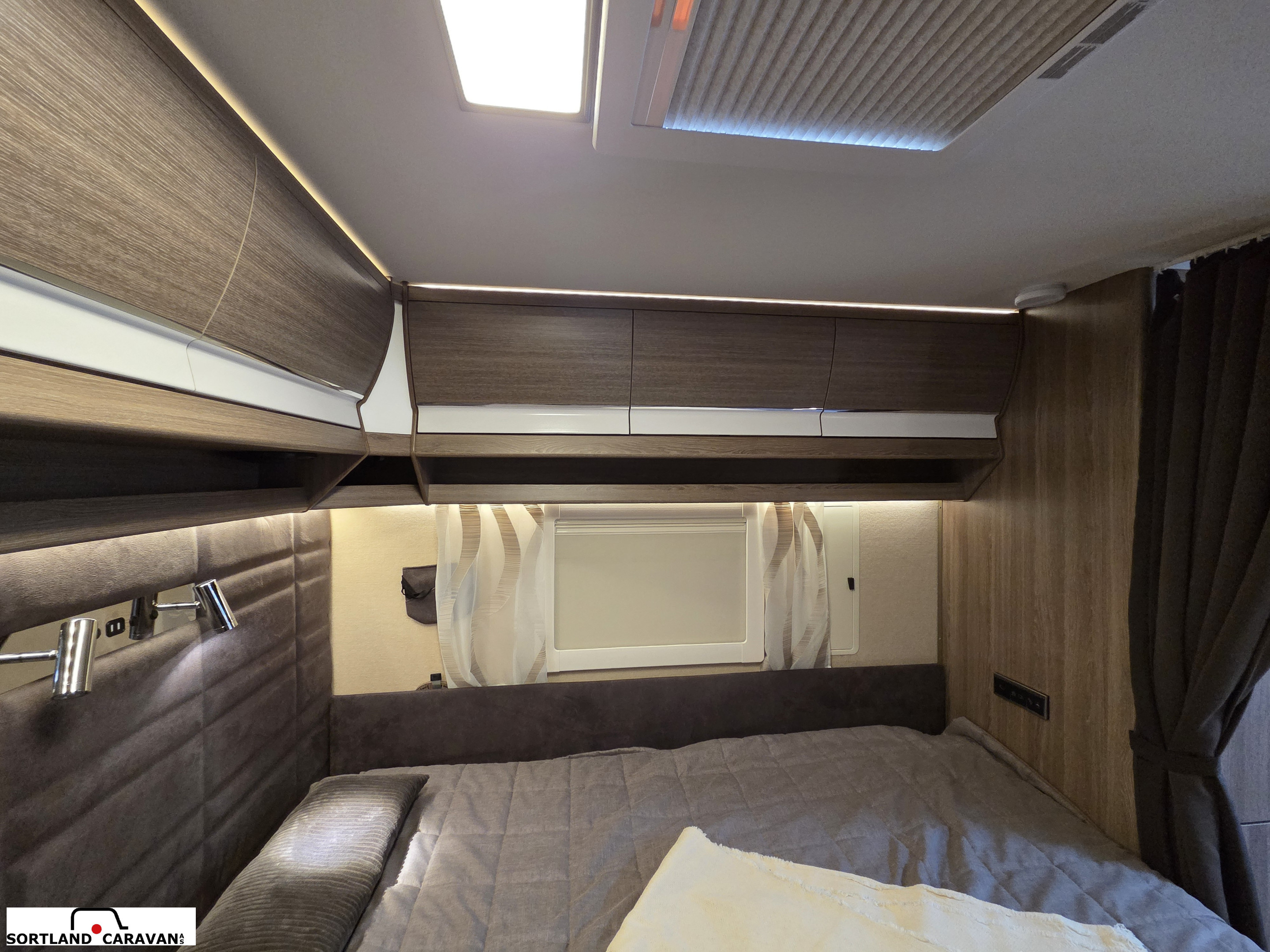 KABE ROYAL HACIENDA 880 T - KABE