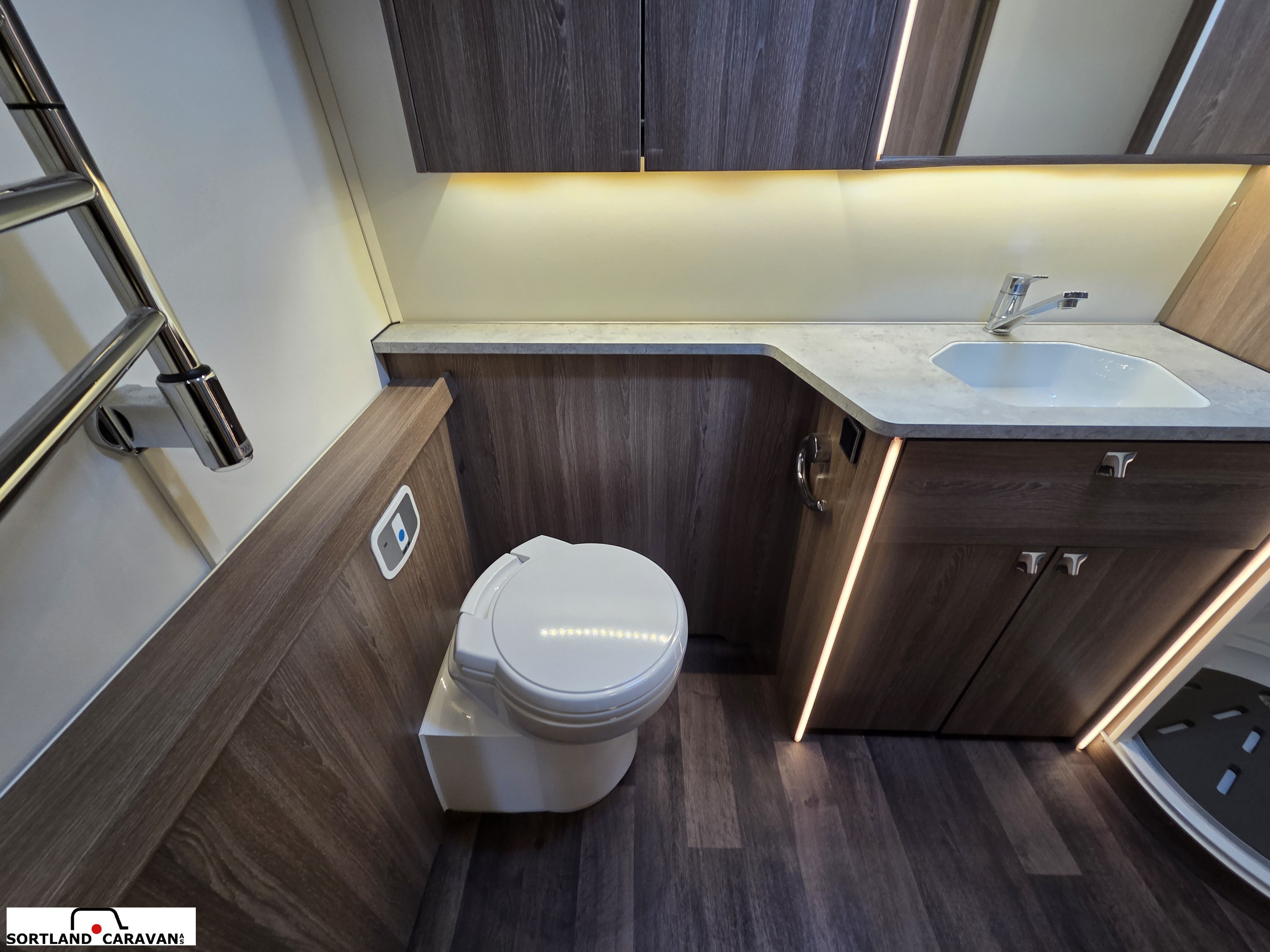 KABE ROYAL HACIENDA 880 T - KABE