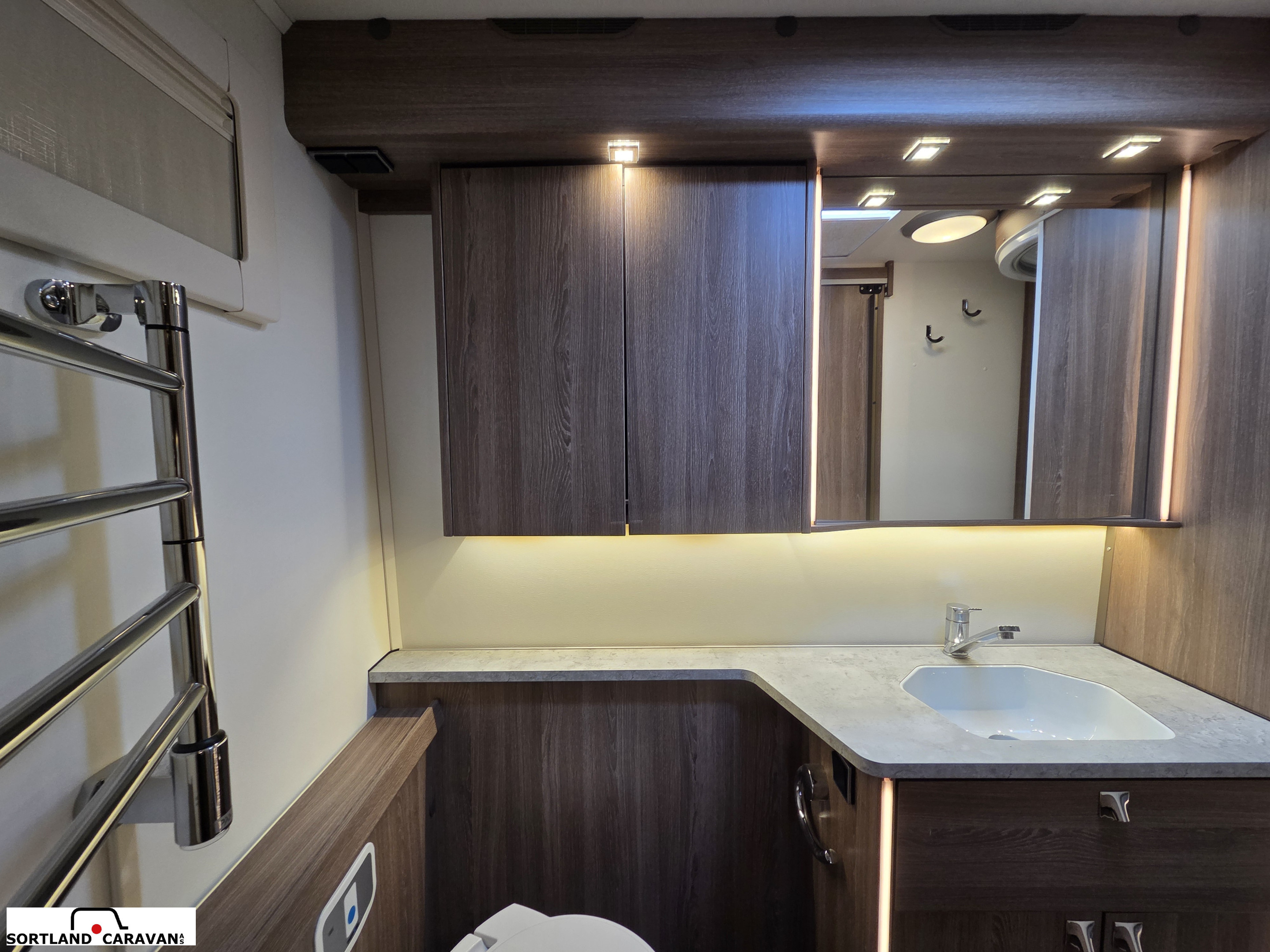 KABE ROYAL HACIENDA 880 T - KABE