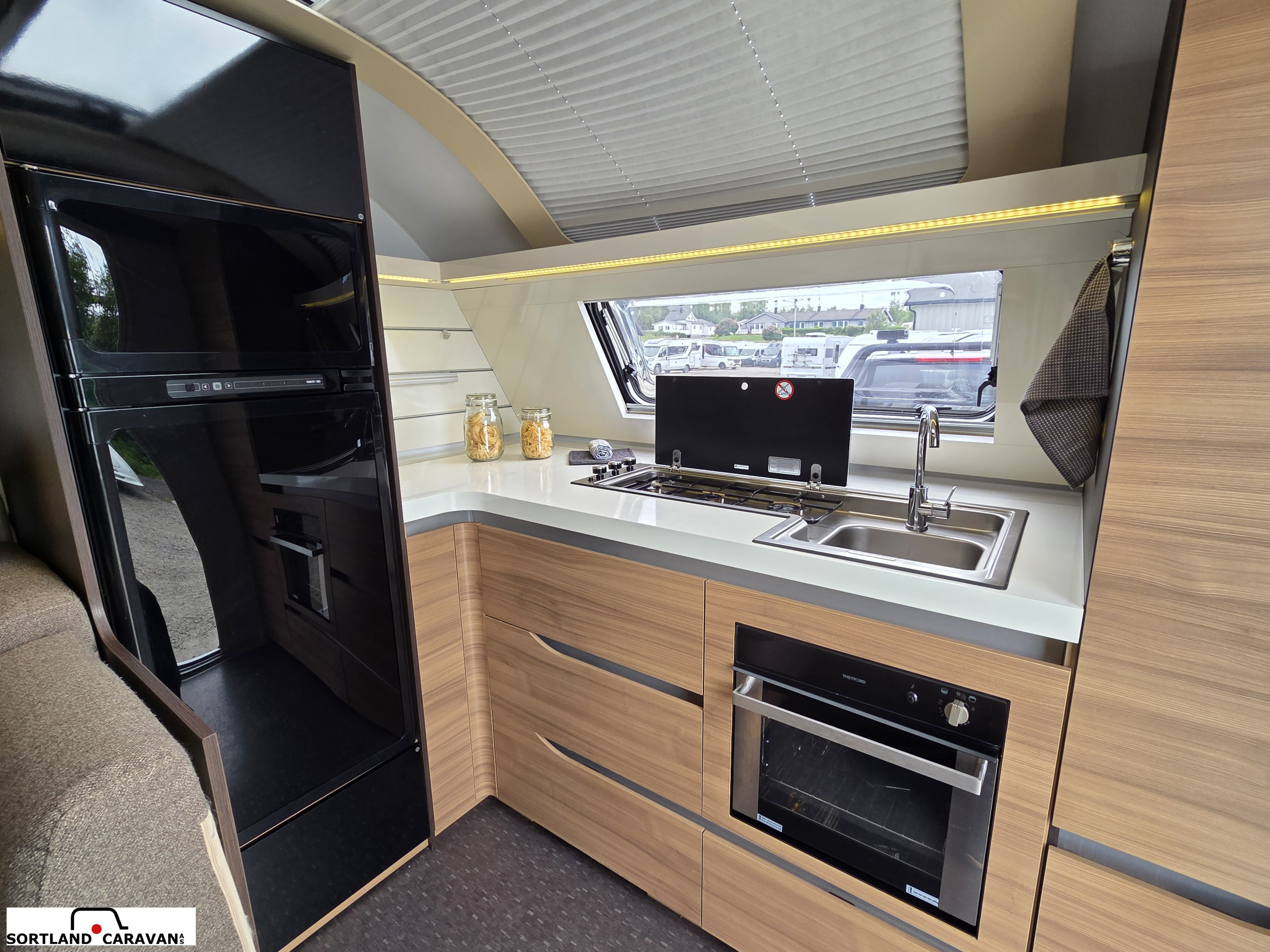 Adria ALPINA 663HT - Adria