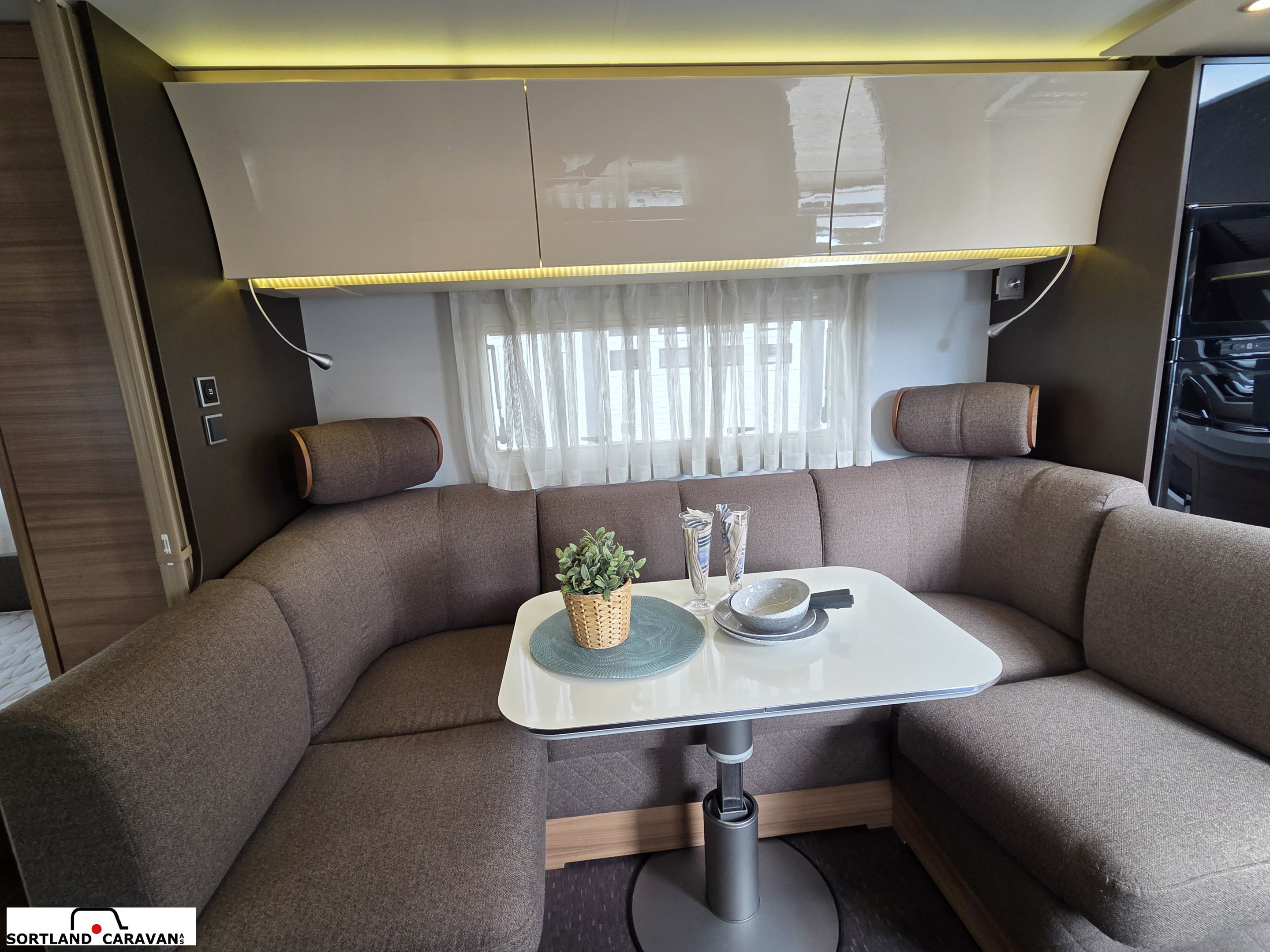 Adria ALPINA 663HT - Adria