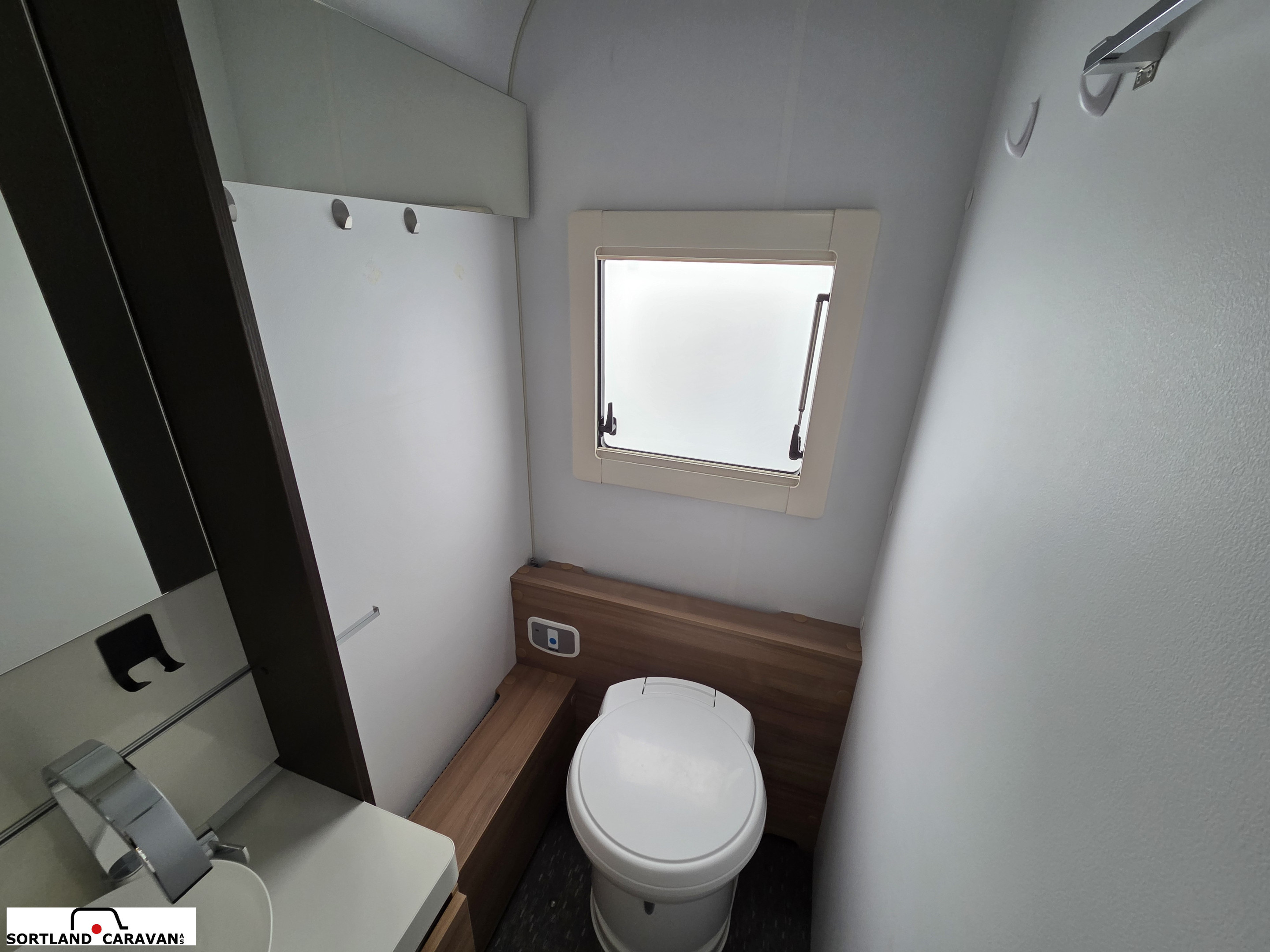 Adria ALPINA 663HT - Adria