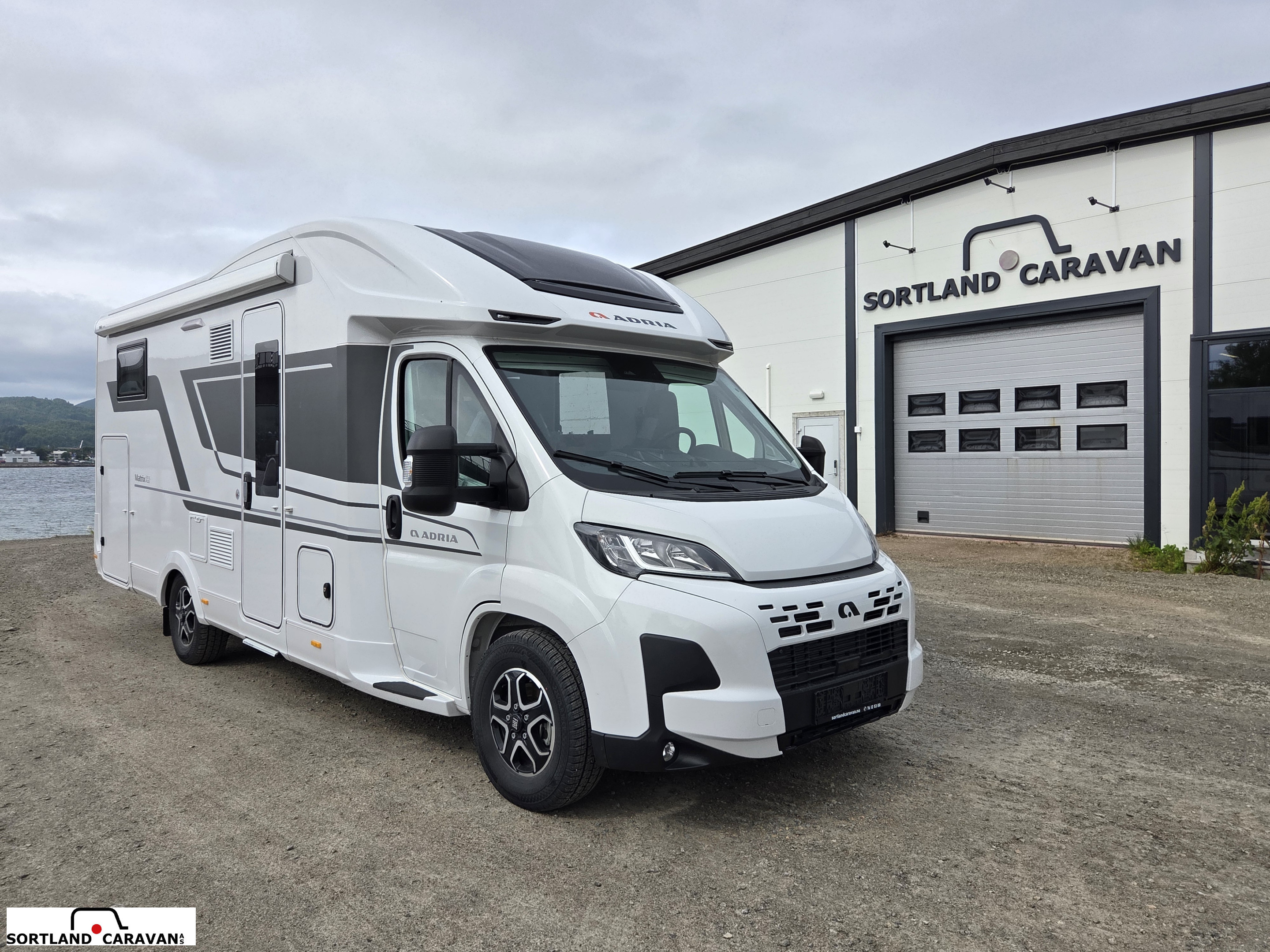 MATRIX PLUS 670 SL - Fiat MultiJet3 140HP (103kW) HD 43H - Adria