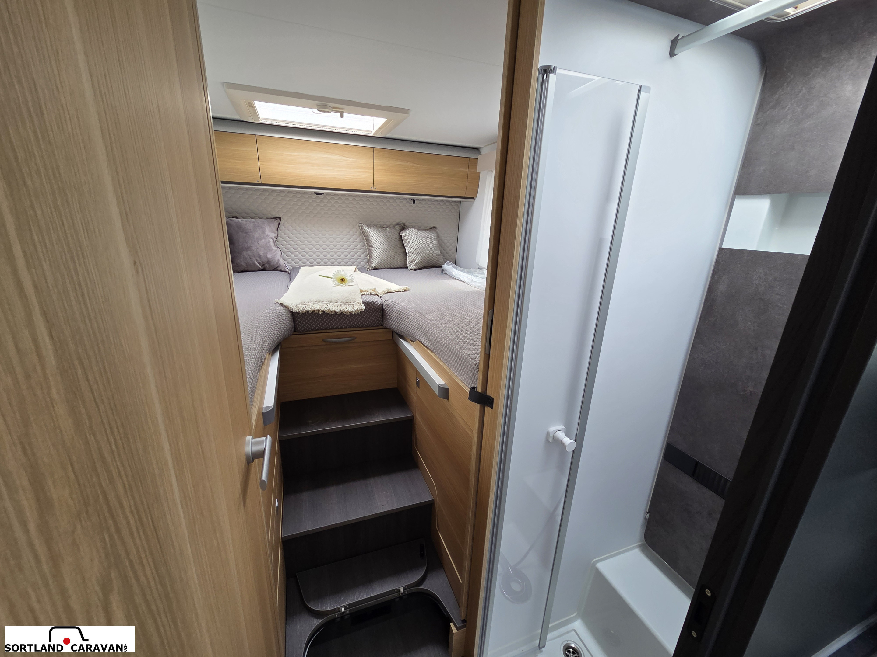 Adria MATRIX PLUS 670 SL - Fiat MultiJet3 140HP (103kW) HD 43H - Adria