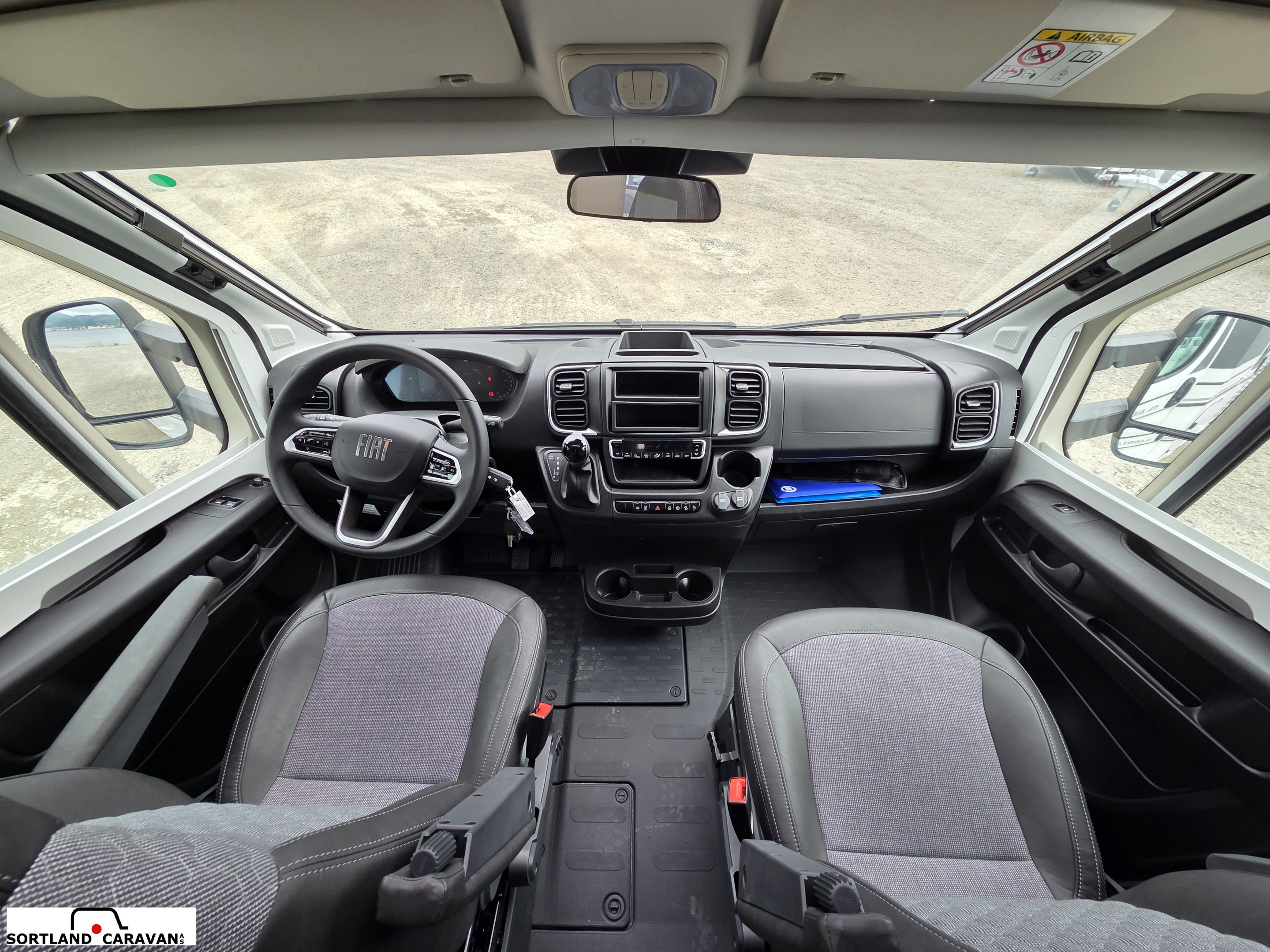 Adria MATRIX PLUS 670 SL - Fiat MultiJet3 140HP (103kW) HD 43H - Adria