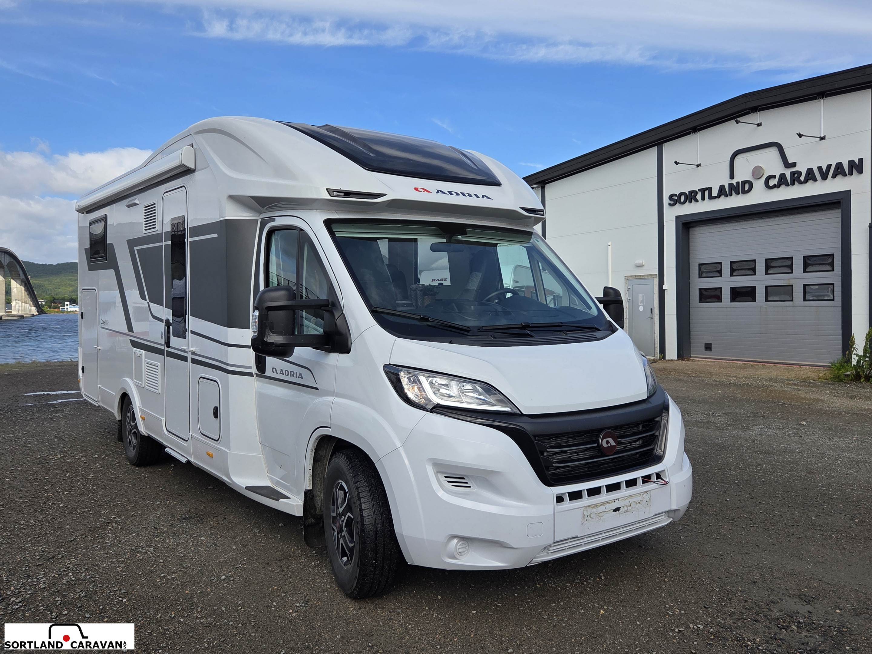 CORAL 670SL - Adria