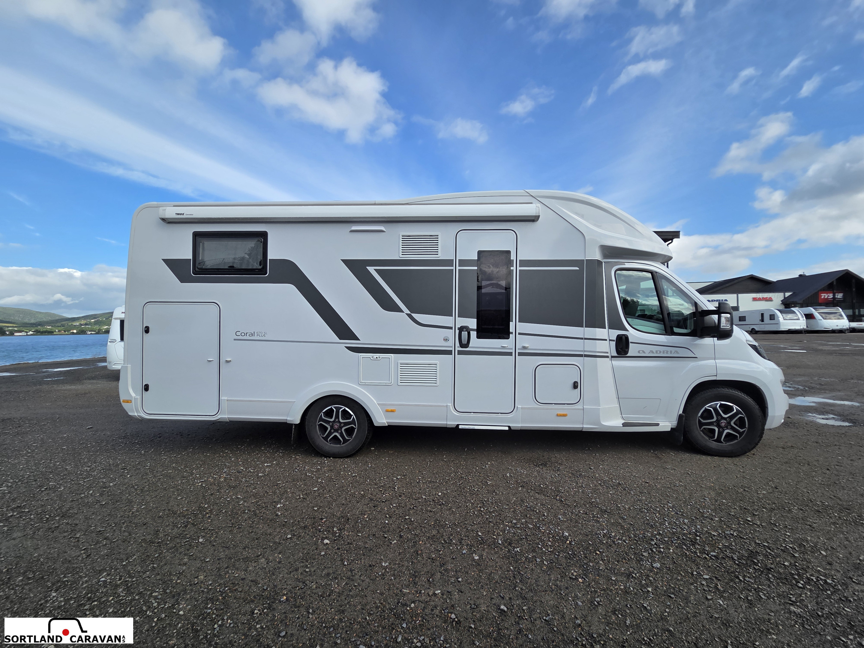 Adria CORAL 670SL - Adria
