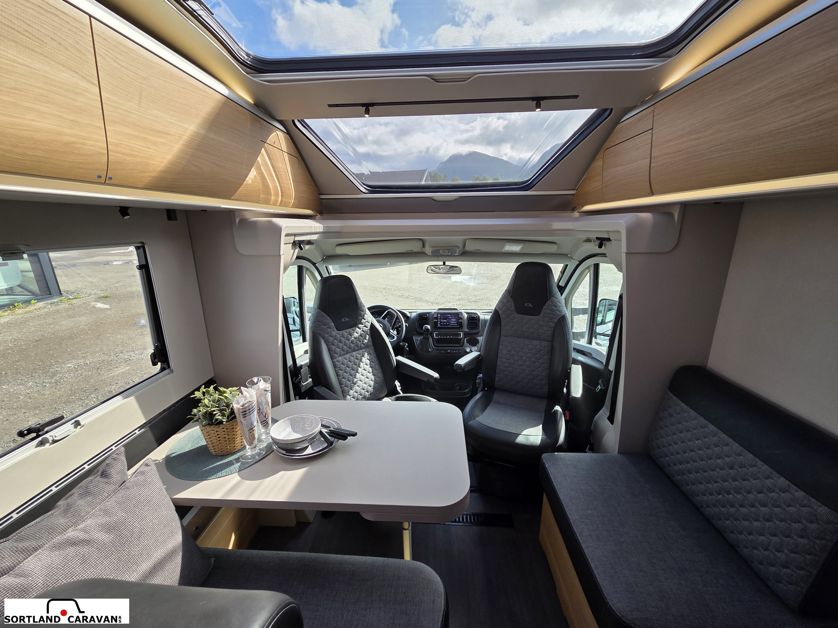 Adria CORAL 670SL - Adria