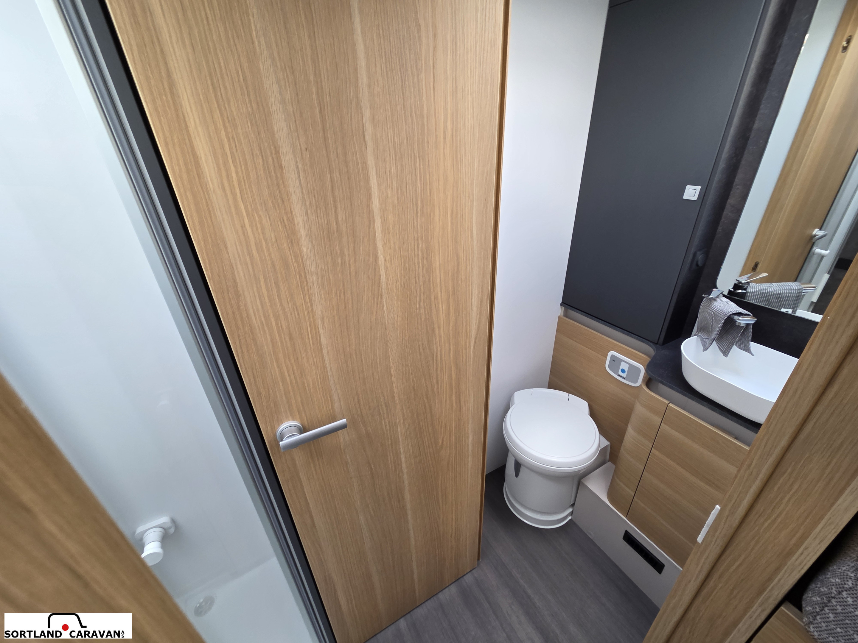 Adria CORAL 670SL - Adria