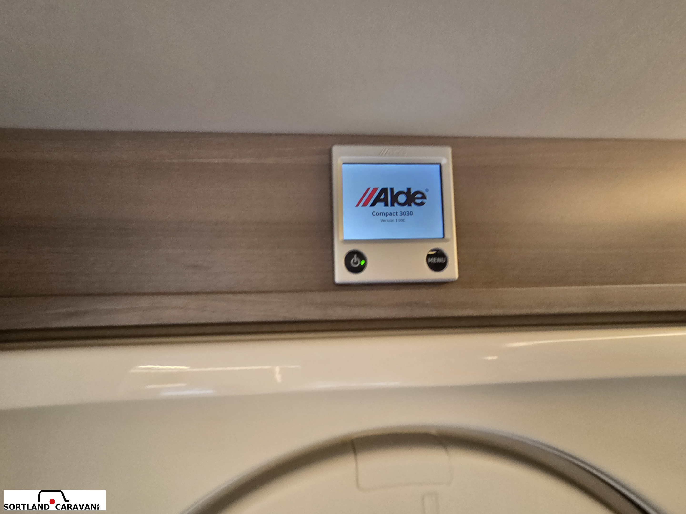 KABE ESTATE 560 GLE  KS - KABE