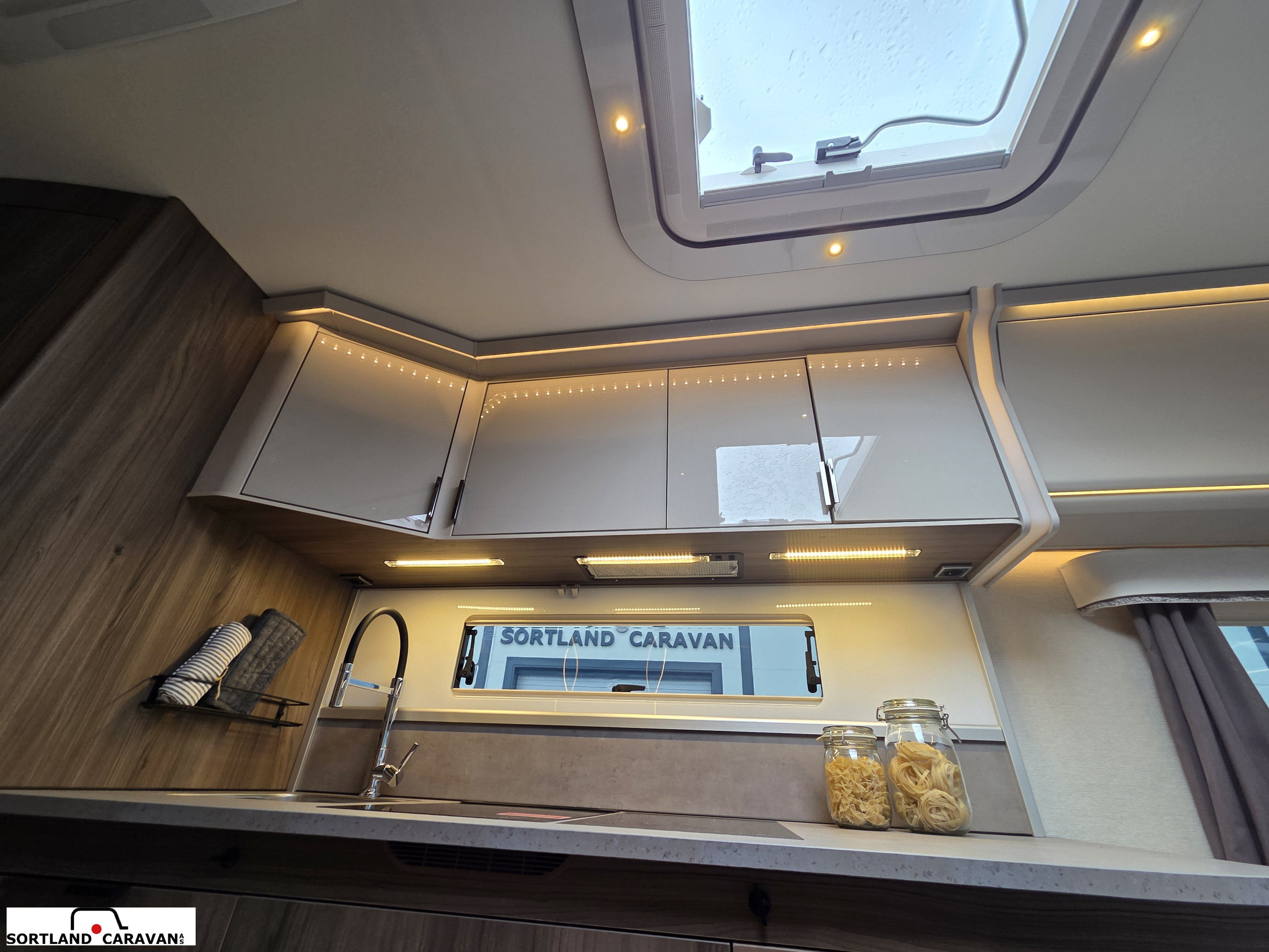 KABE IMPERIAL 780DGLE KS - KABE