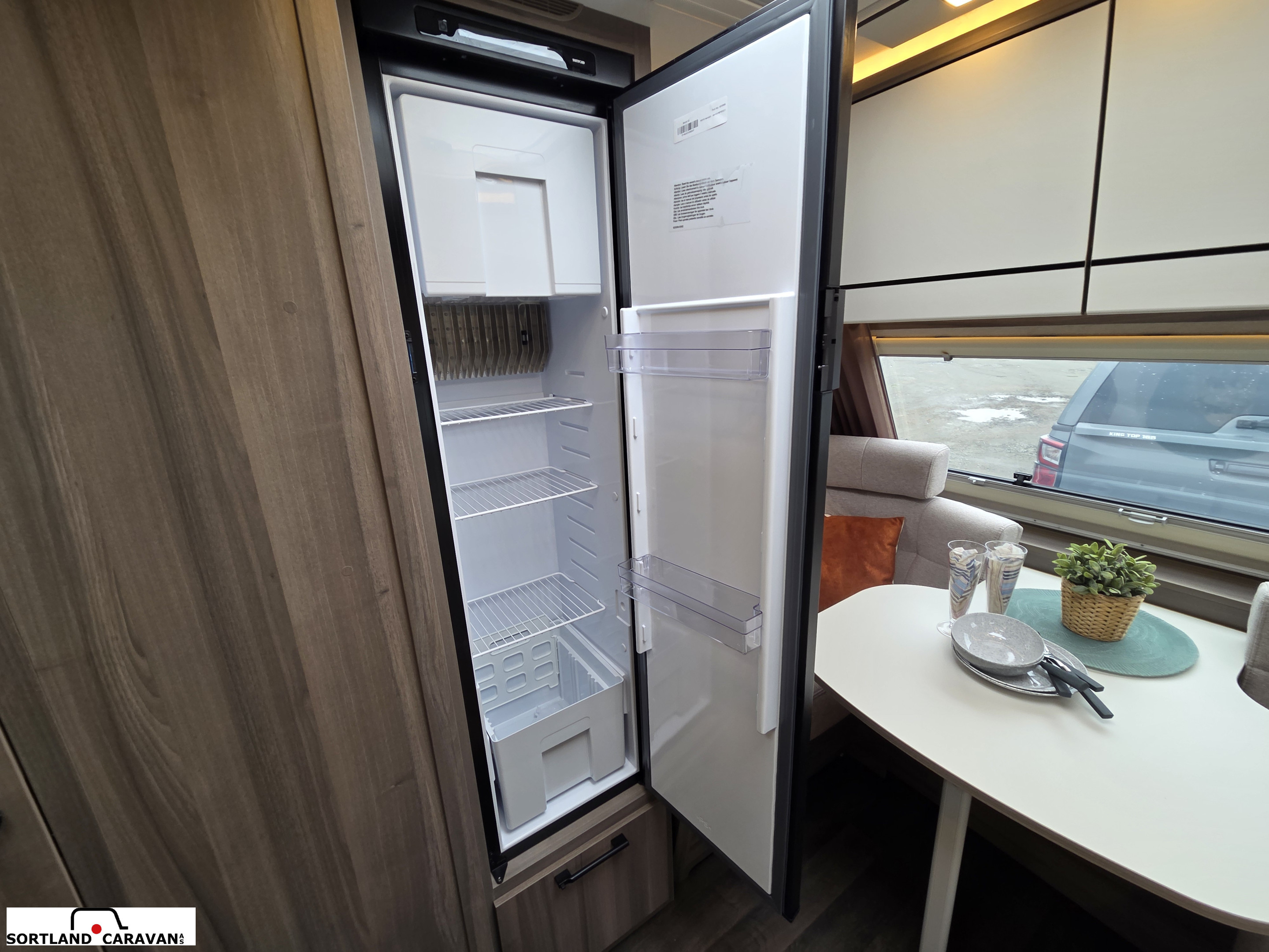 KABE ESTATE 470 GLE - KABE