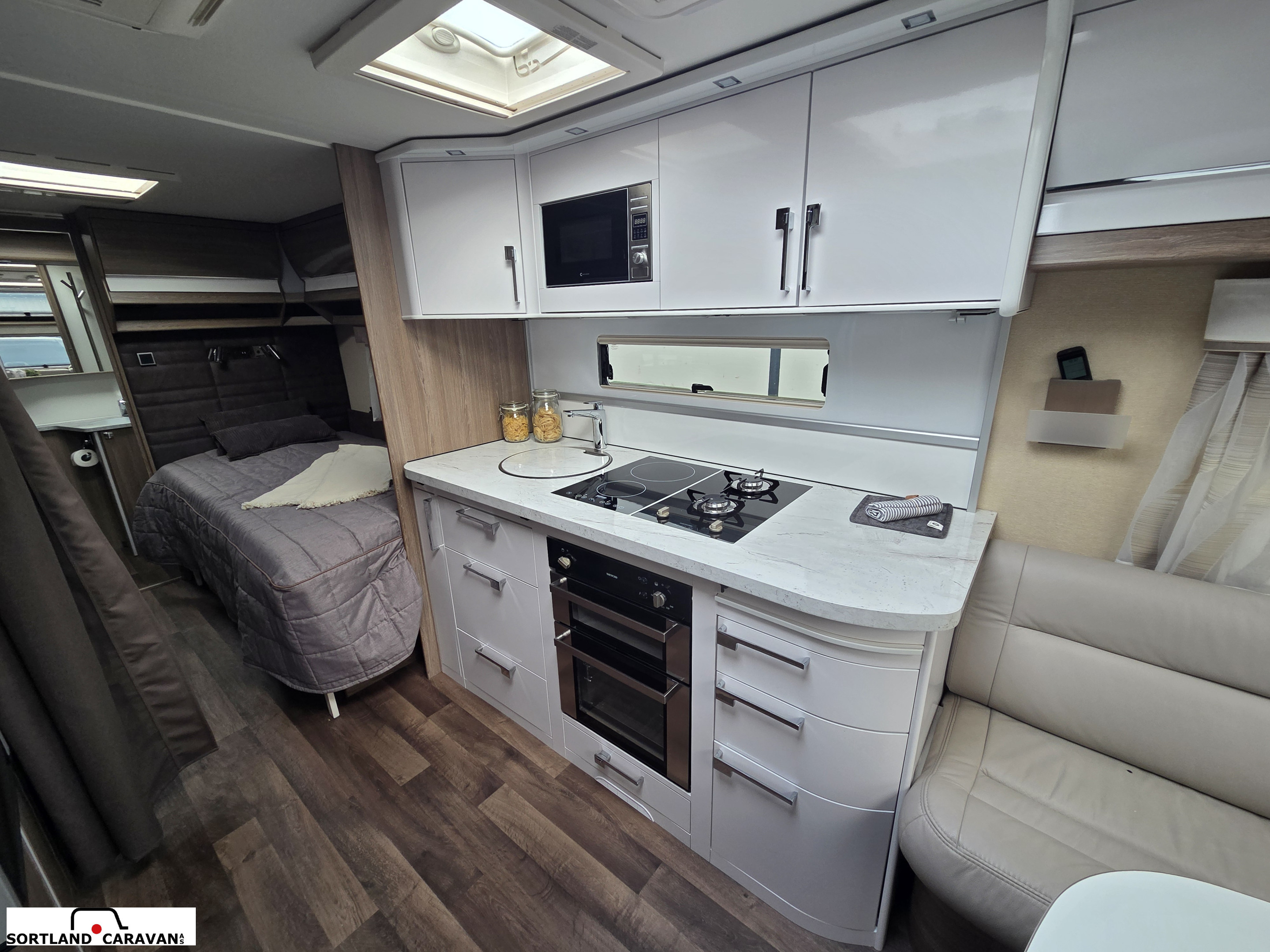 KABE IMPERIAL 740 TDL  KS - KABE