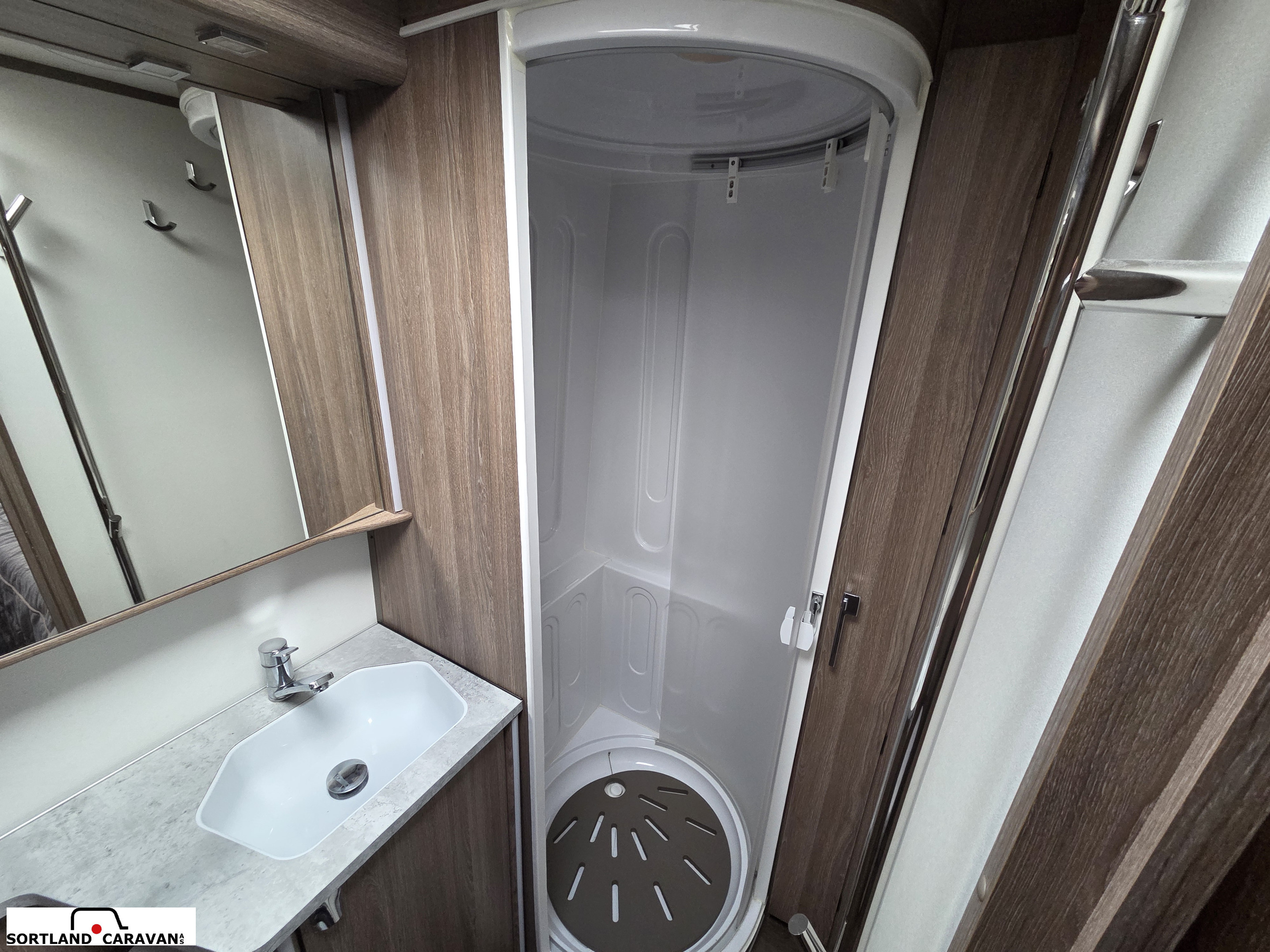 KABE IMPERIAL 740 TDL  KS - KABE