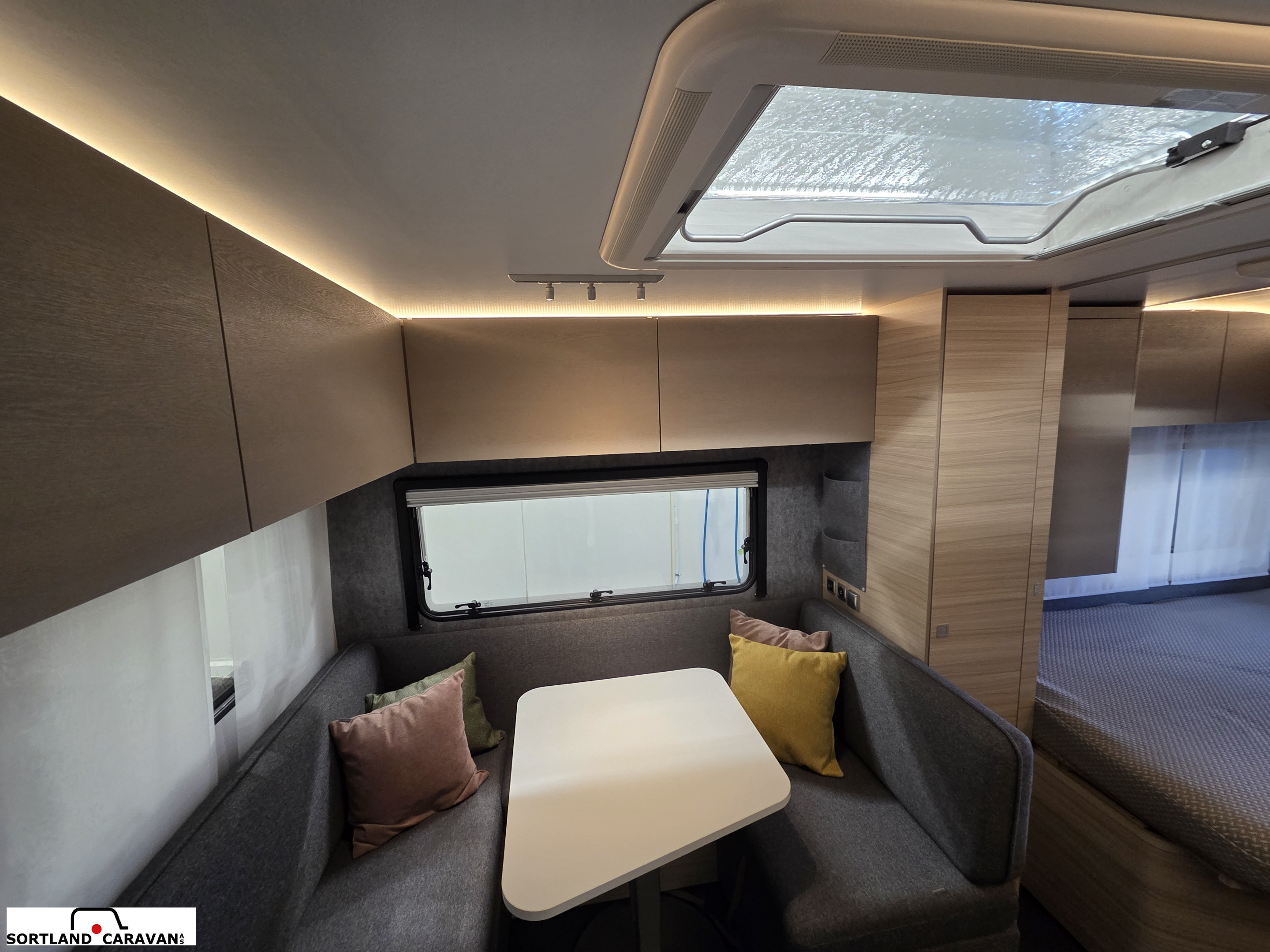 Adria Altea 432 PX Messe kampanje - Adria