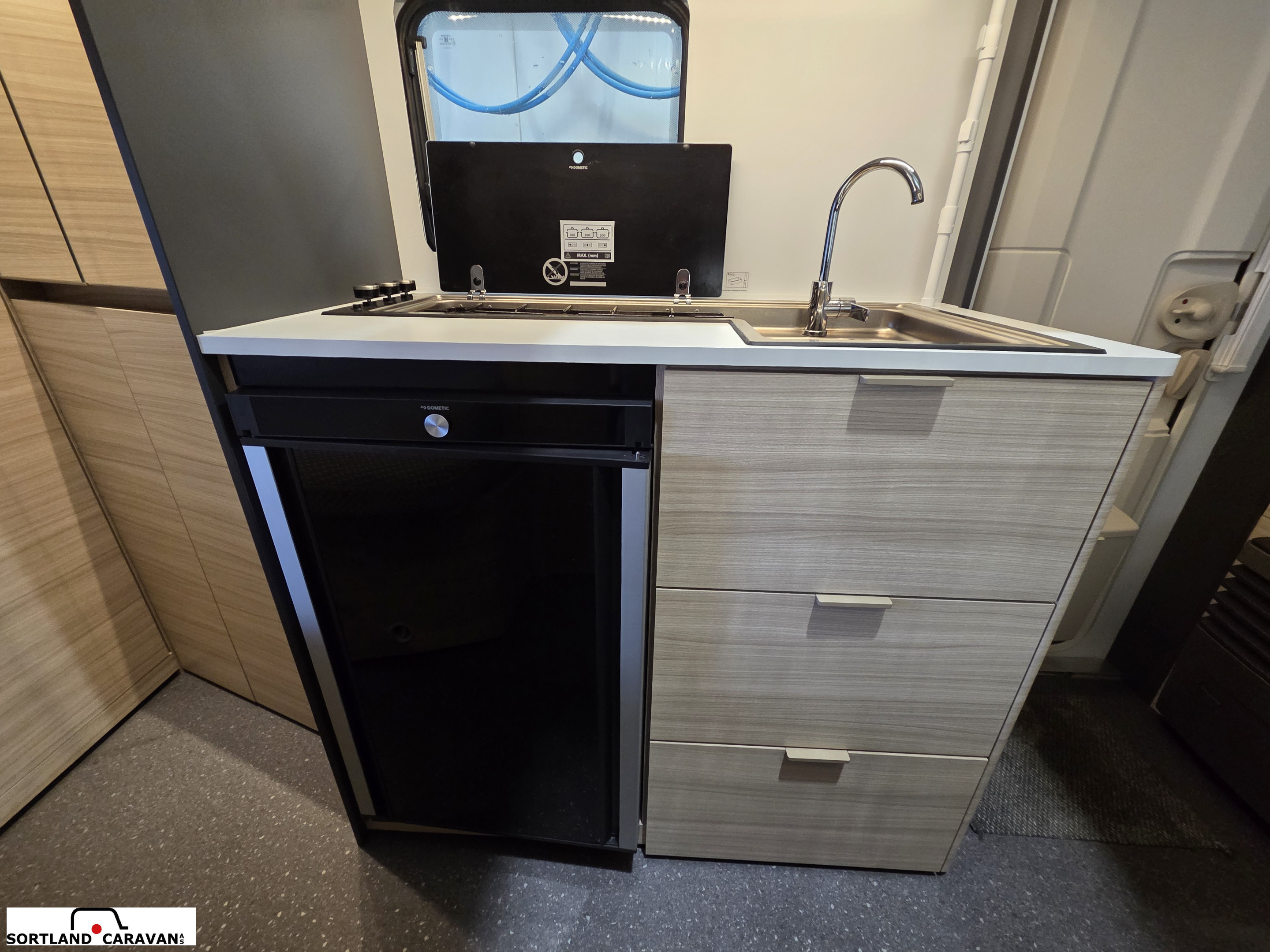 Adria Altea 432 PX Messe kampanje - Adria