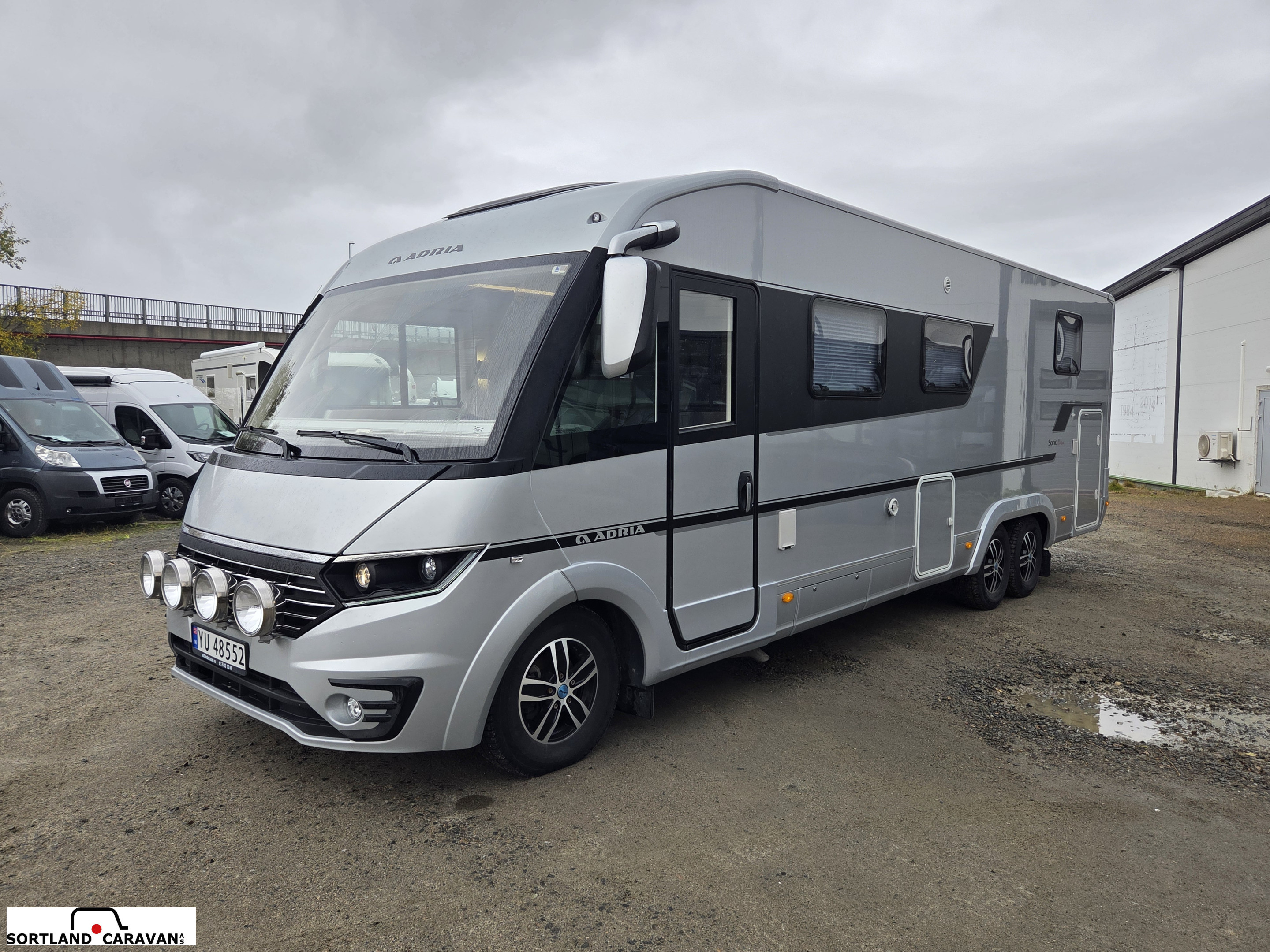 Adria sonic suprime I 810s - Adria