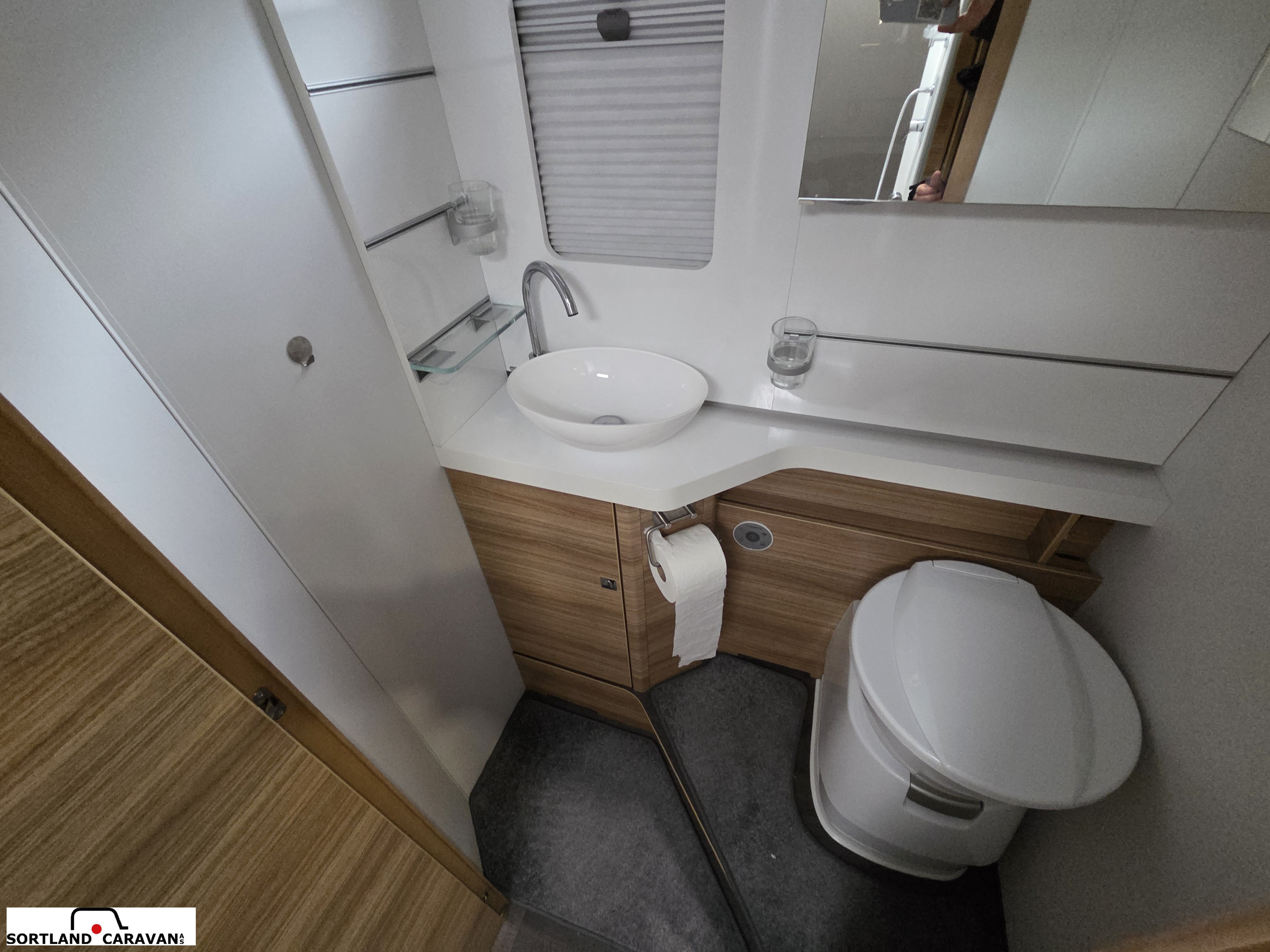 Adria sonic suprime I 810s - Adria