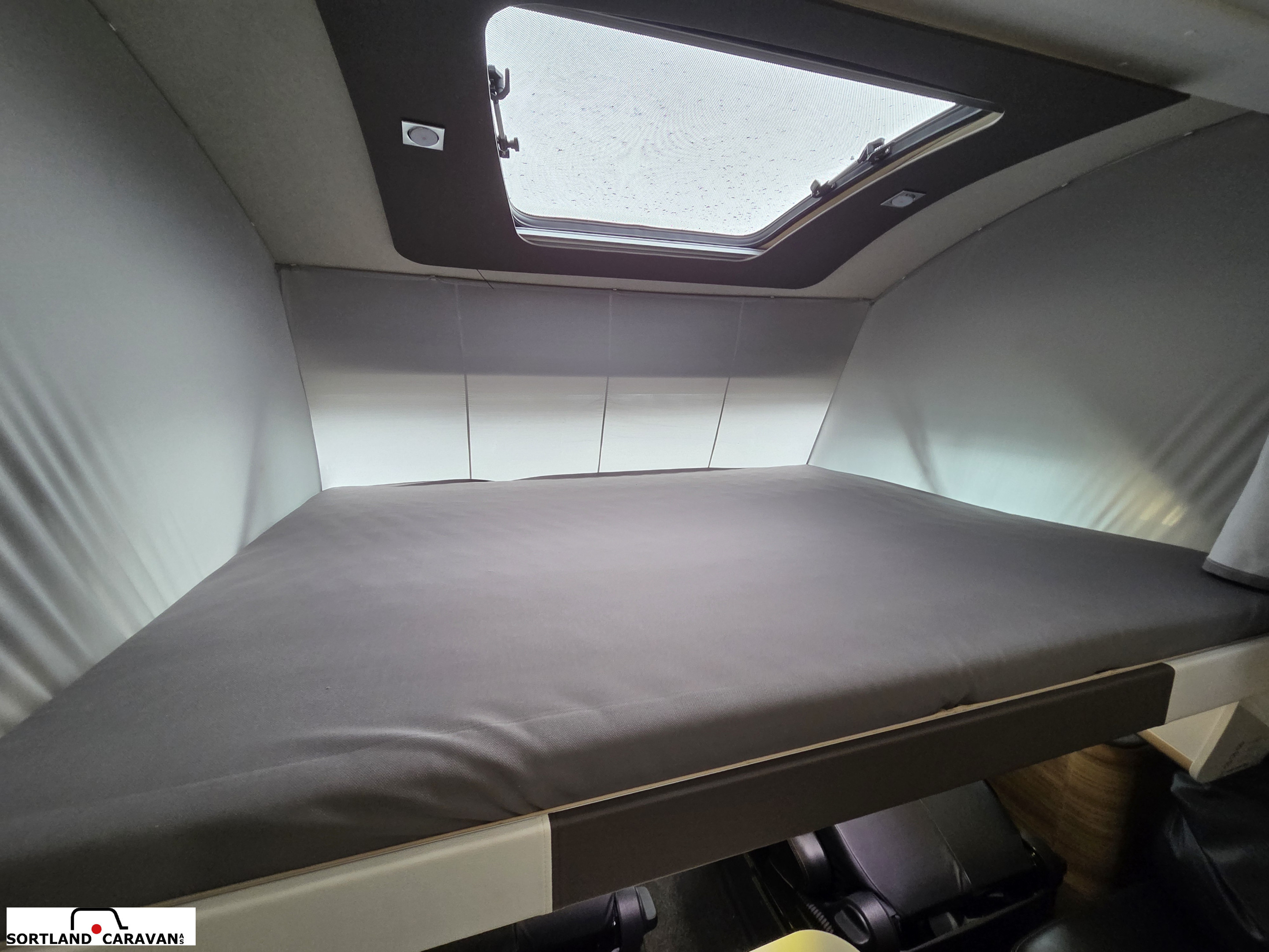 Adria sonic suprime I 810s - Adria