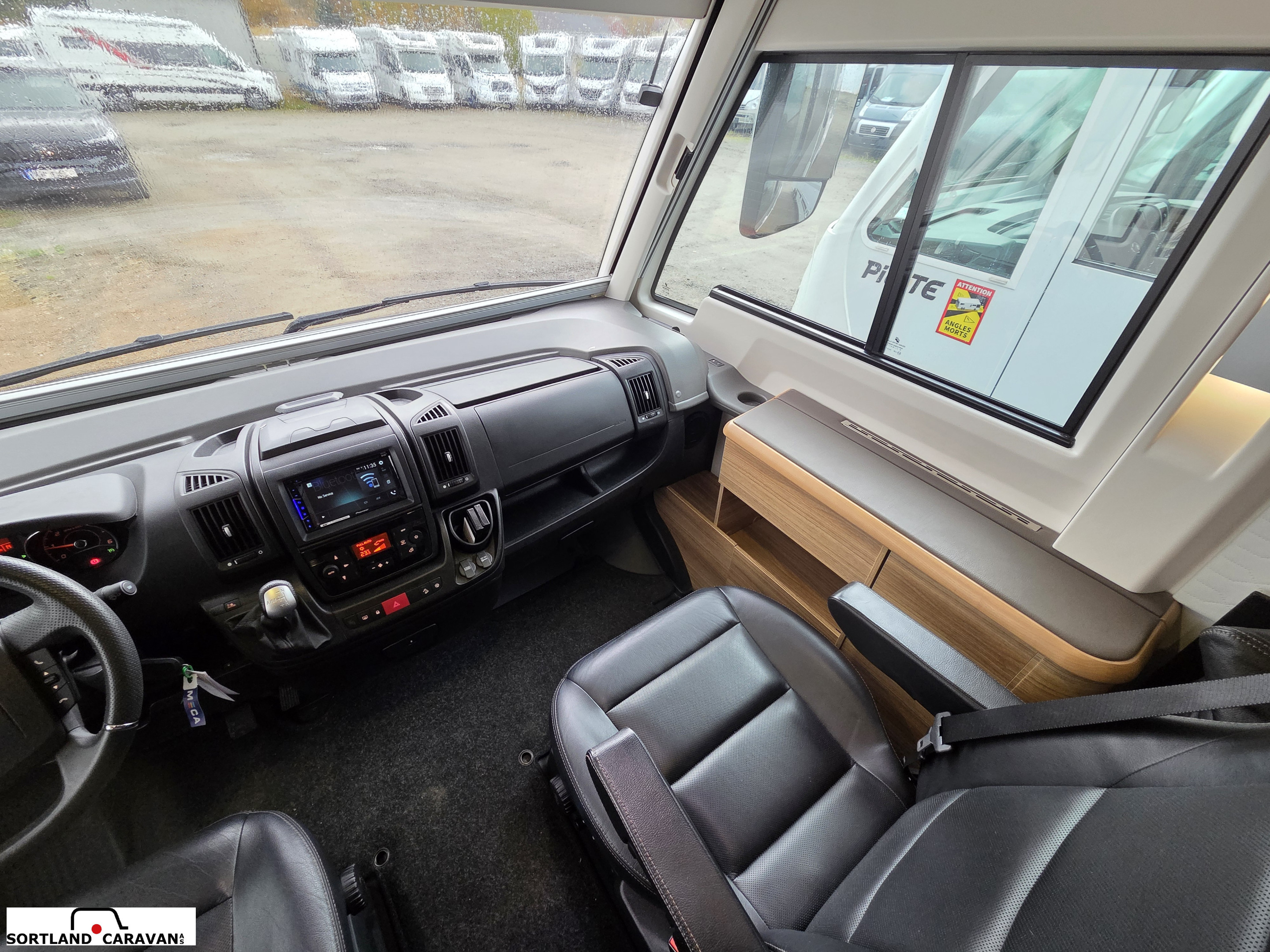 Adria sonic suprime I 810s - Adria