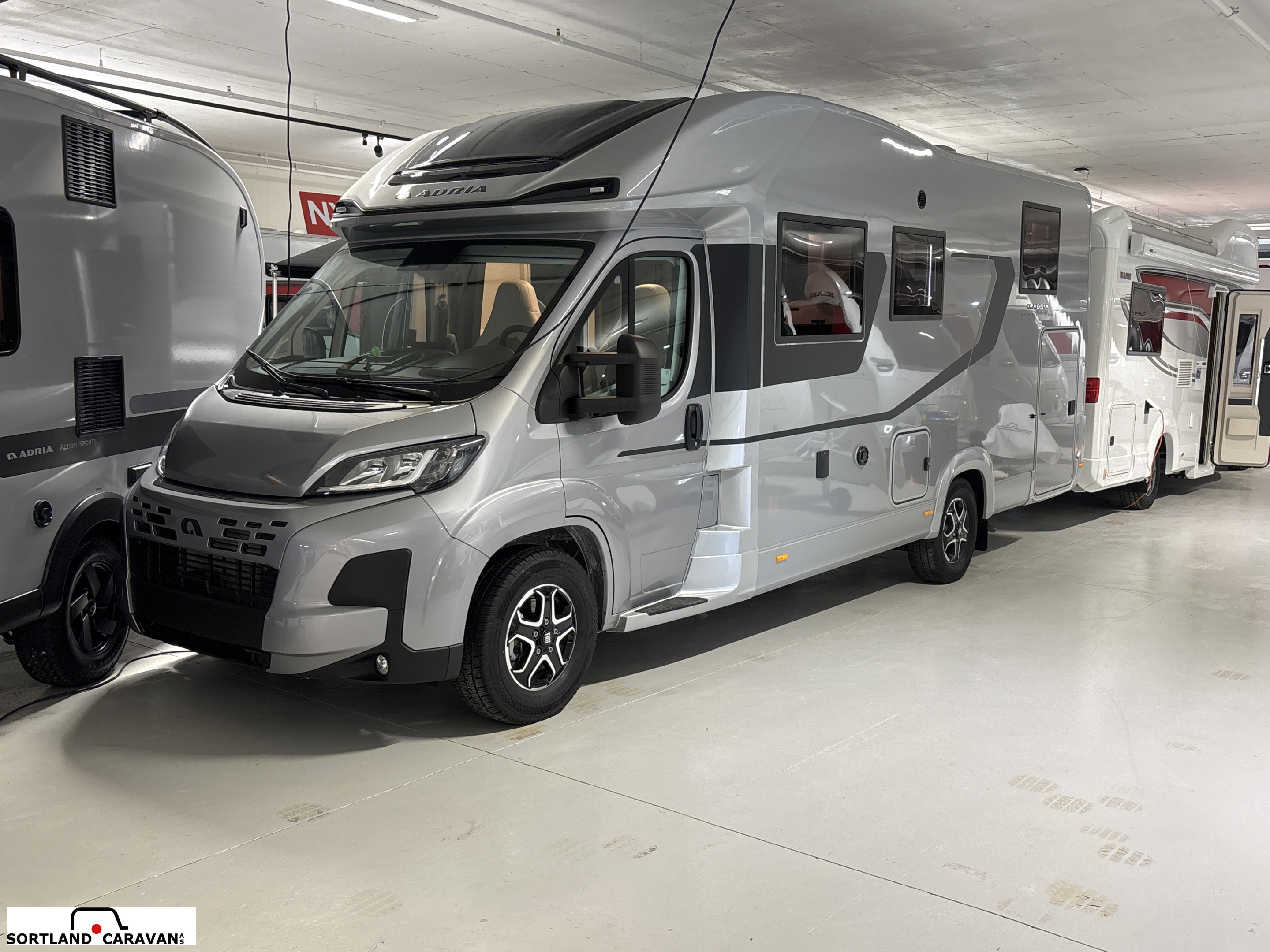 MATRIX SUPREME 670 SL - - Adria