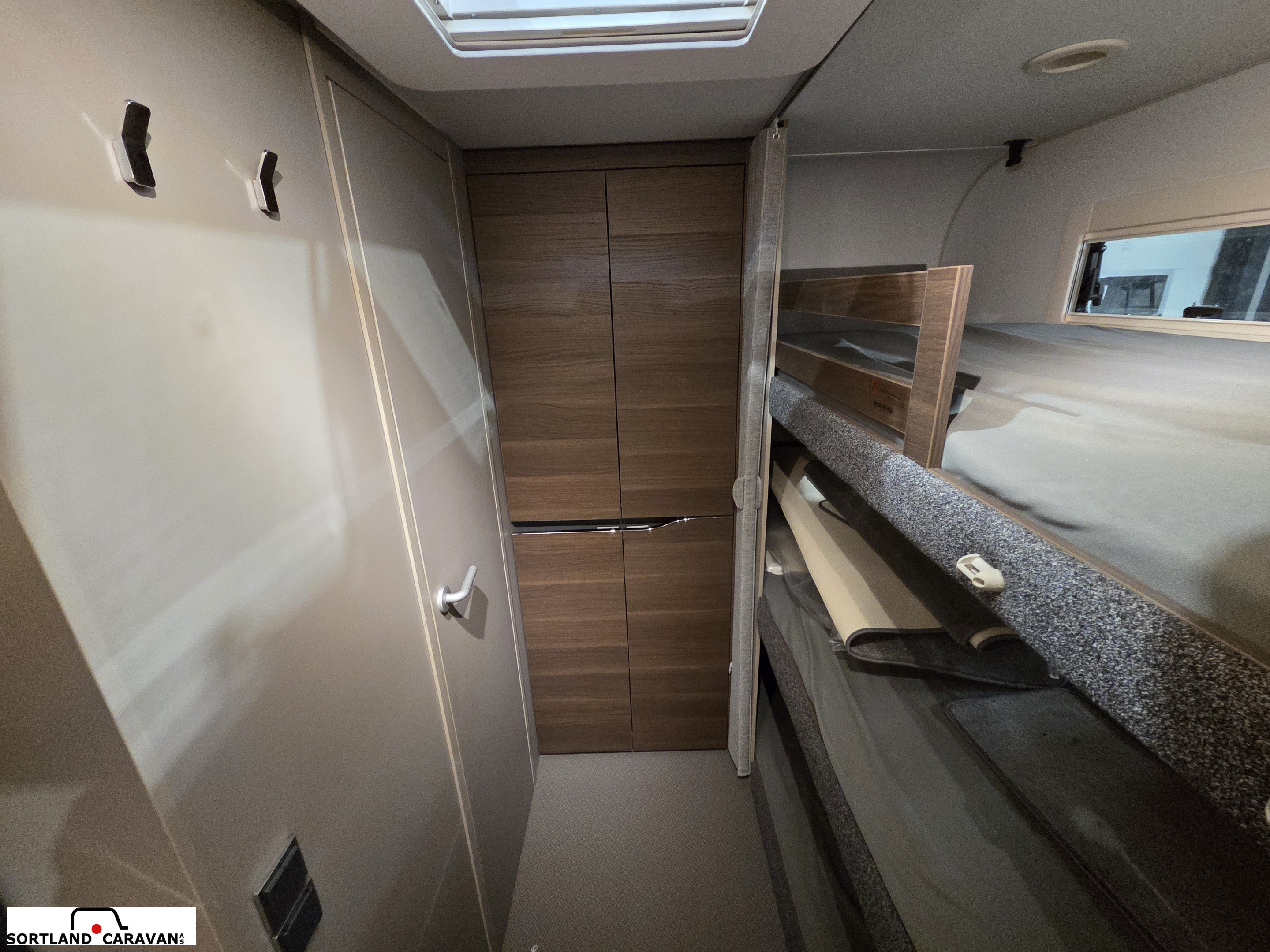 Adria Alpina 663 PT - Adria