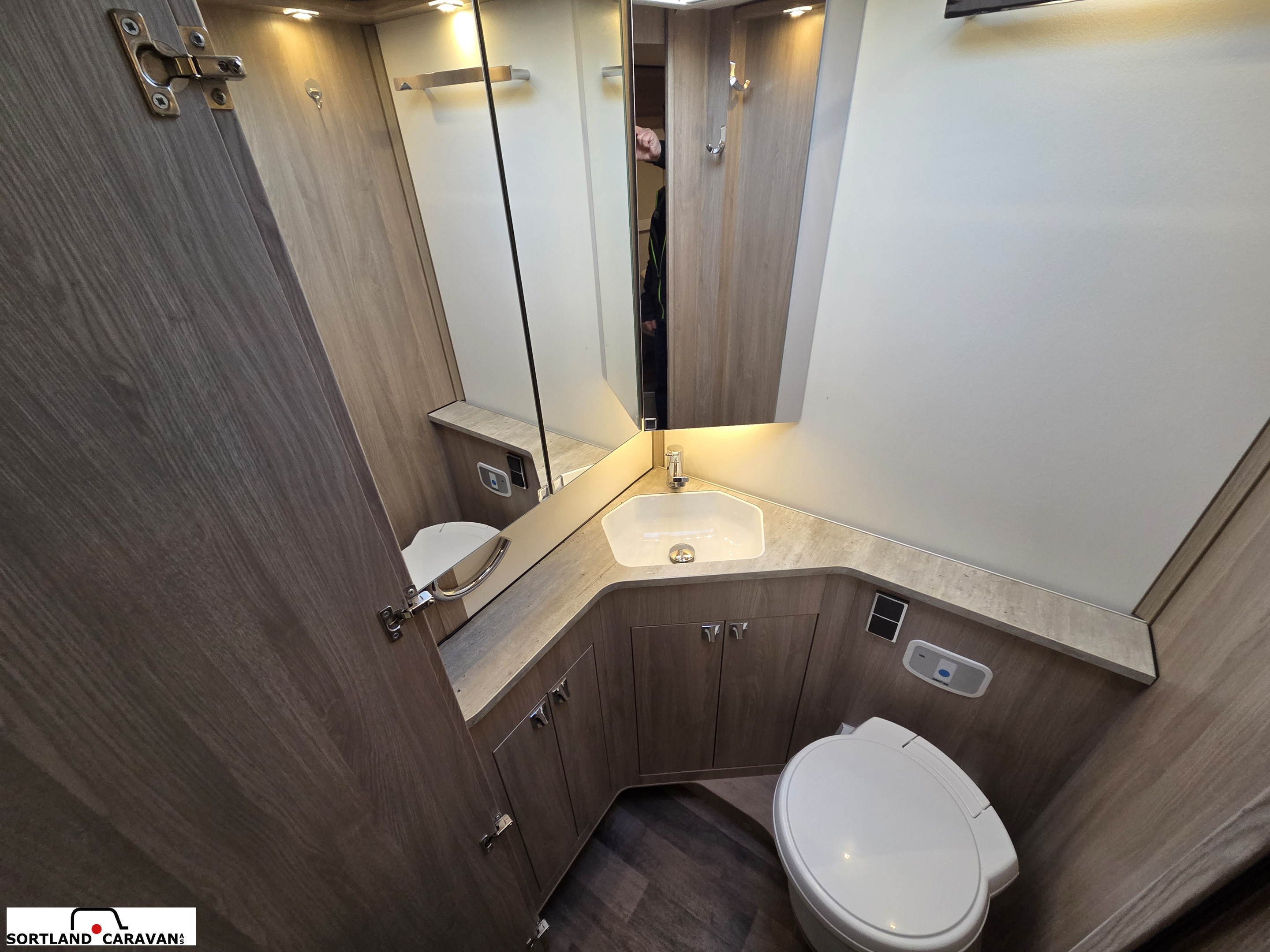KABE KABE TmCrl 860 LQB - KABE