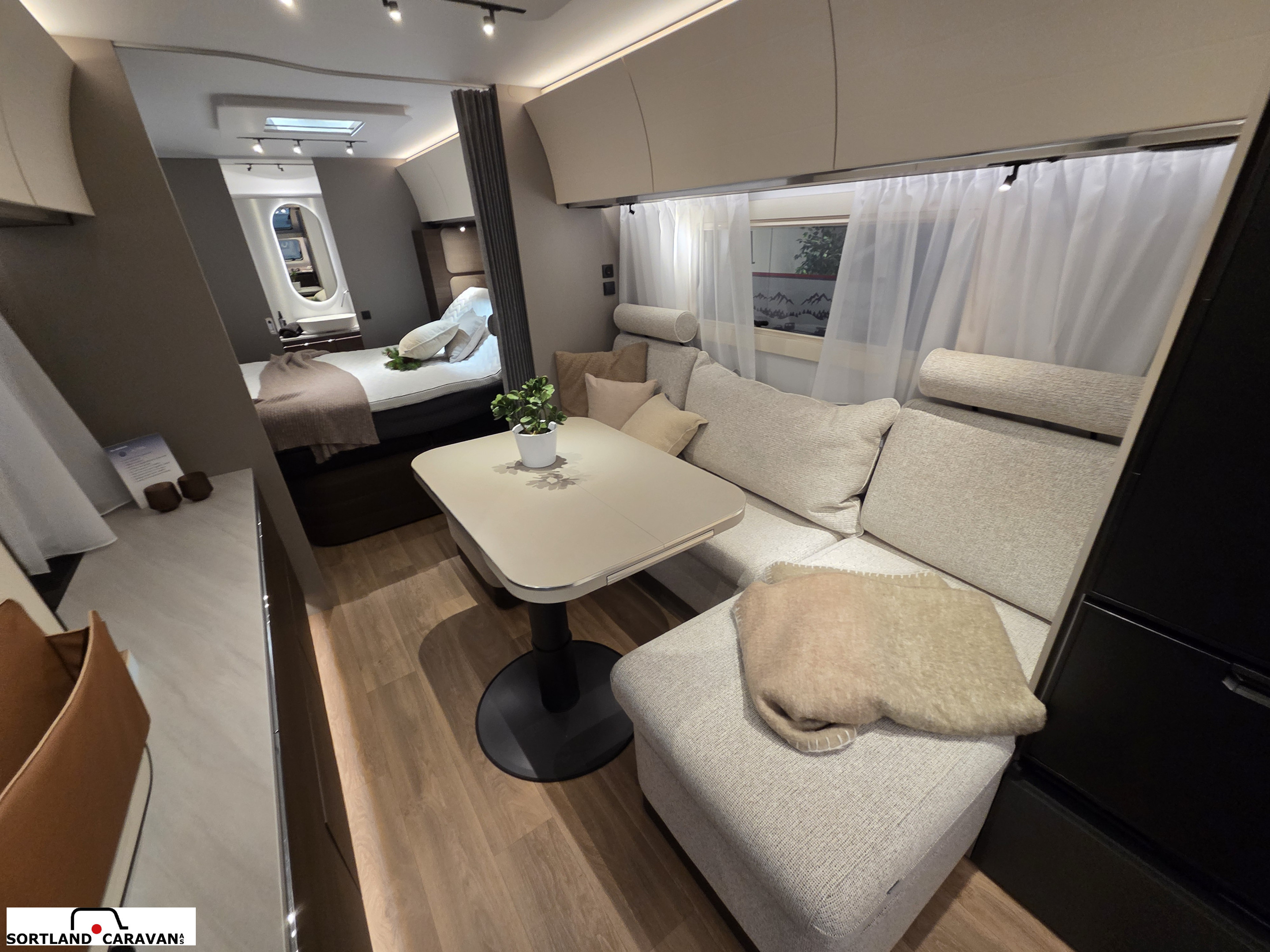 Adria ALPINA 663 HT - Adria
