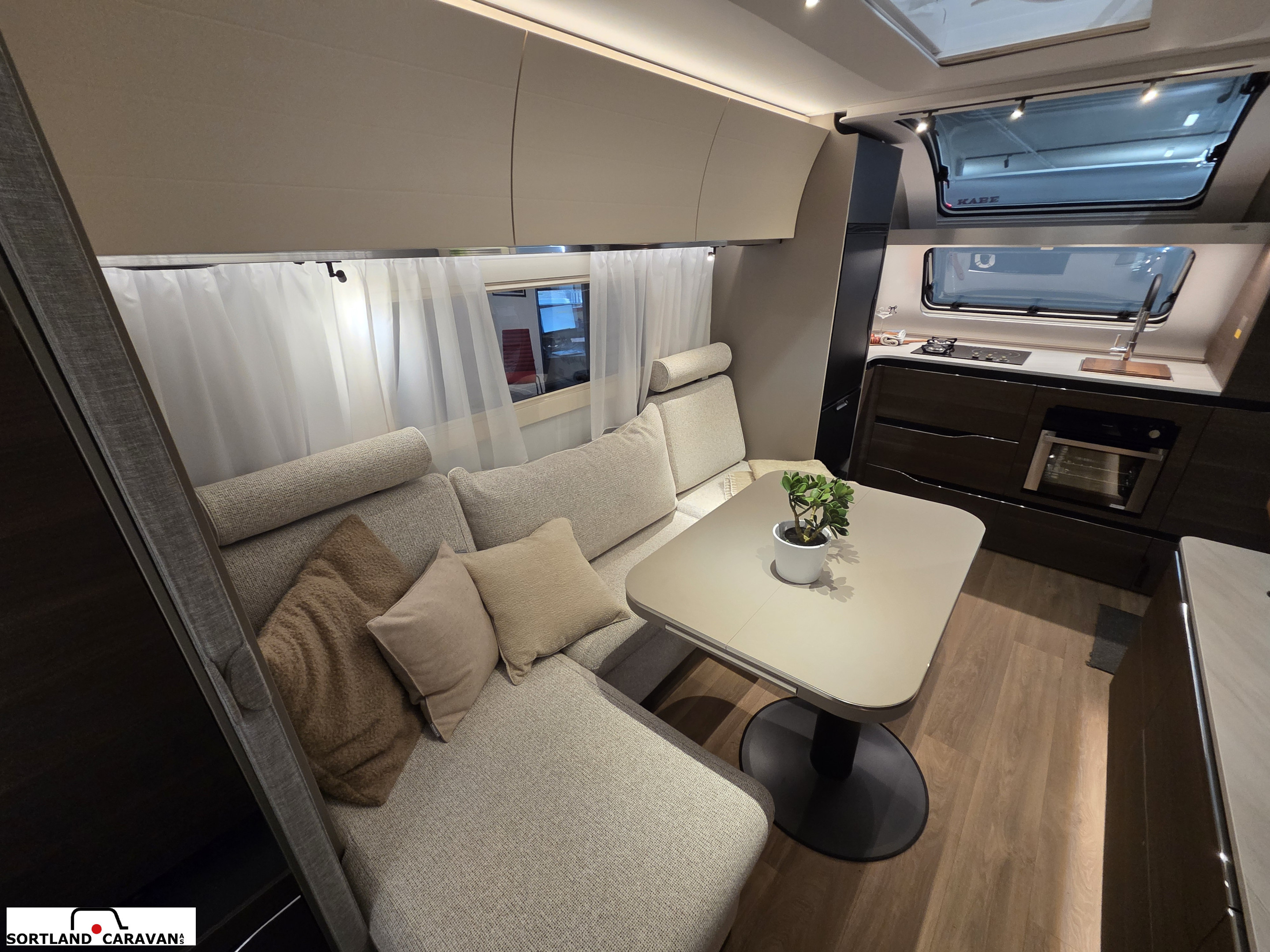 Adria ALPINA 663 HT - Adria