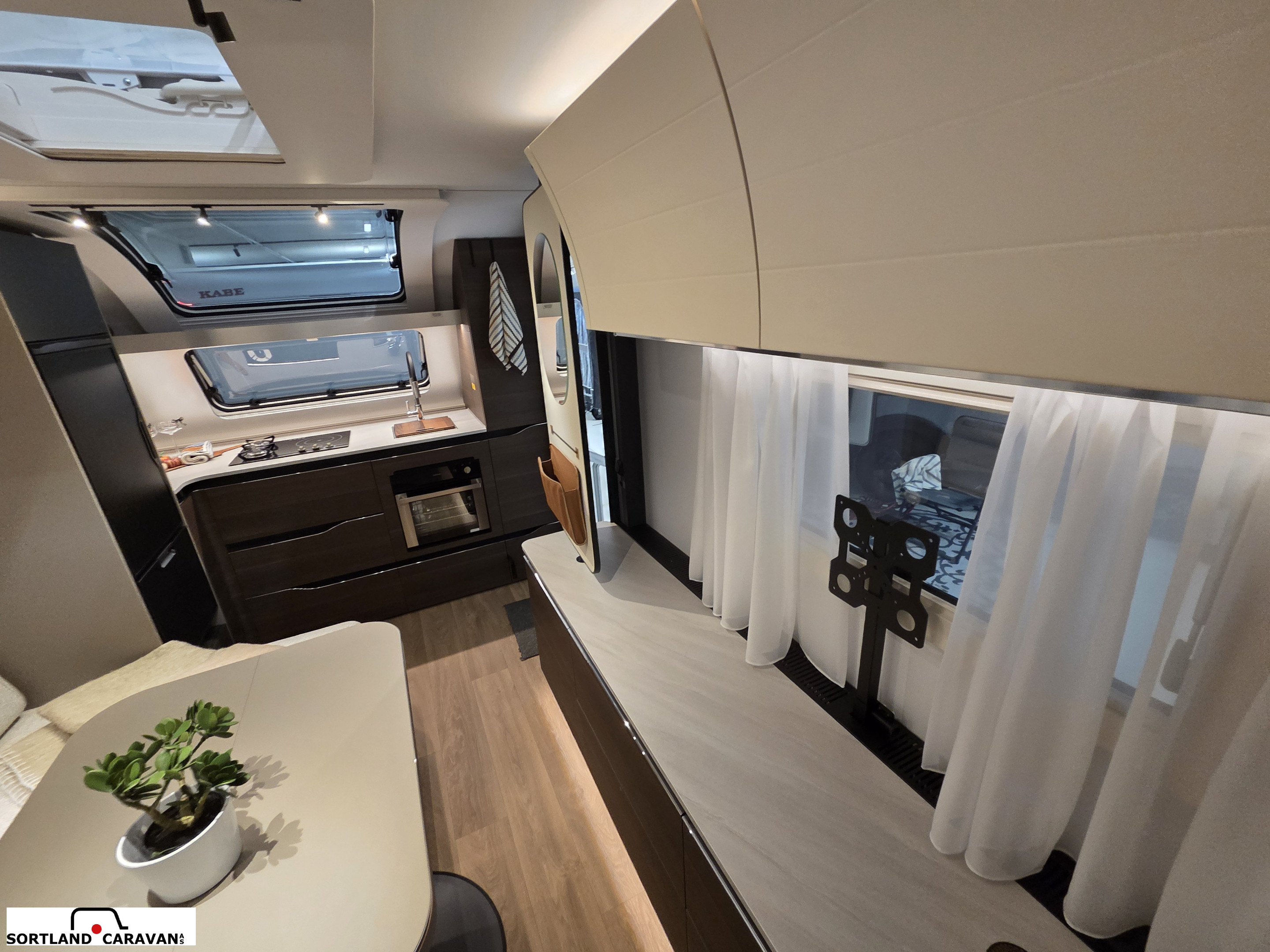 Adria ALPINA 663 HT - Adria