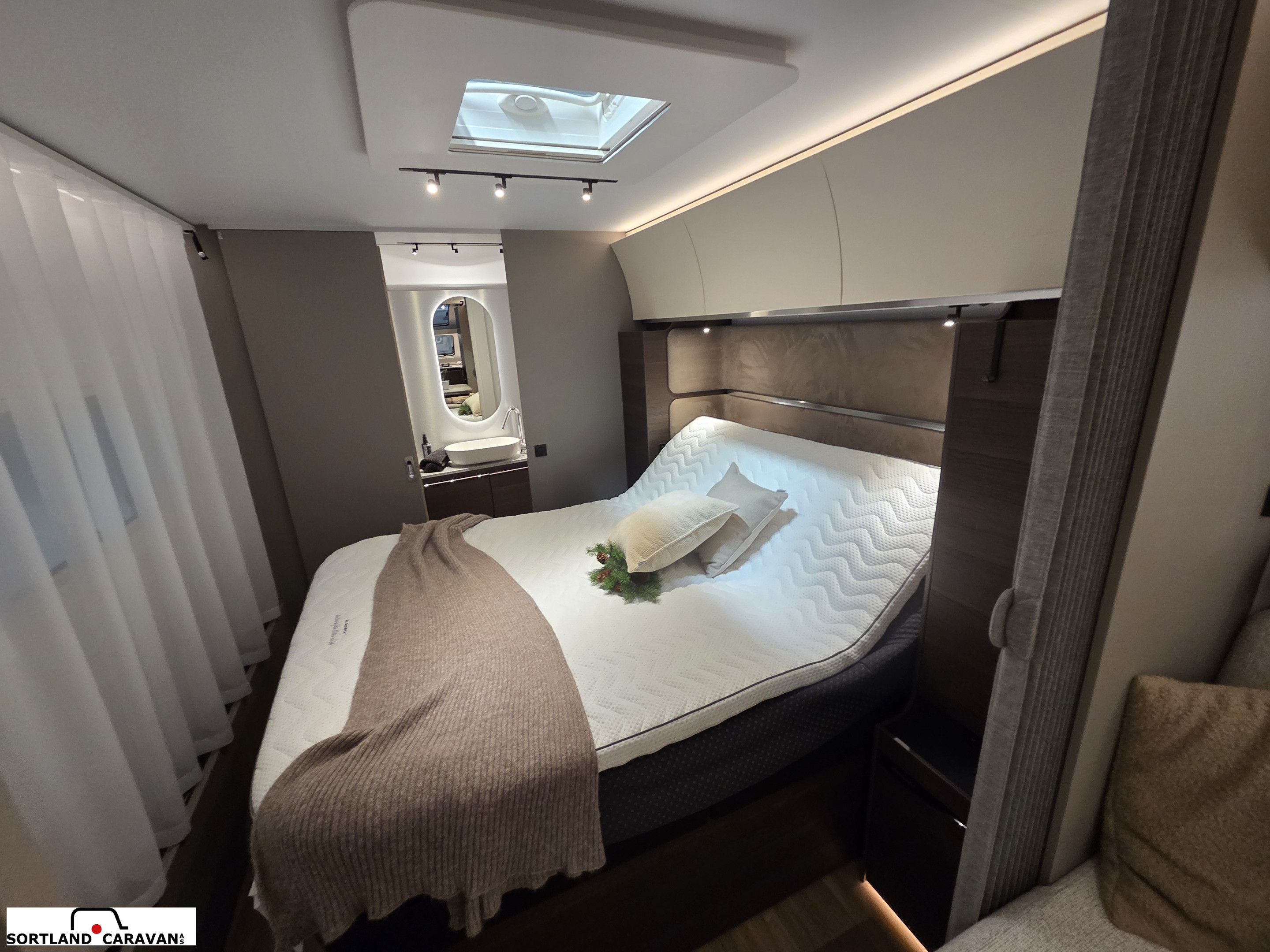 Adria ALPINA 663 HT - Adria