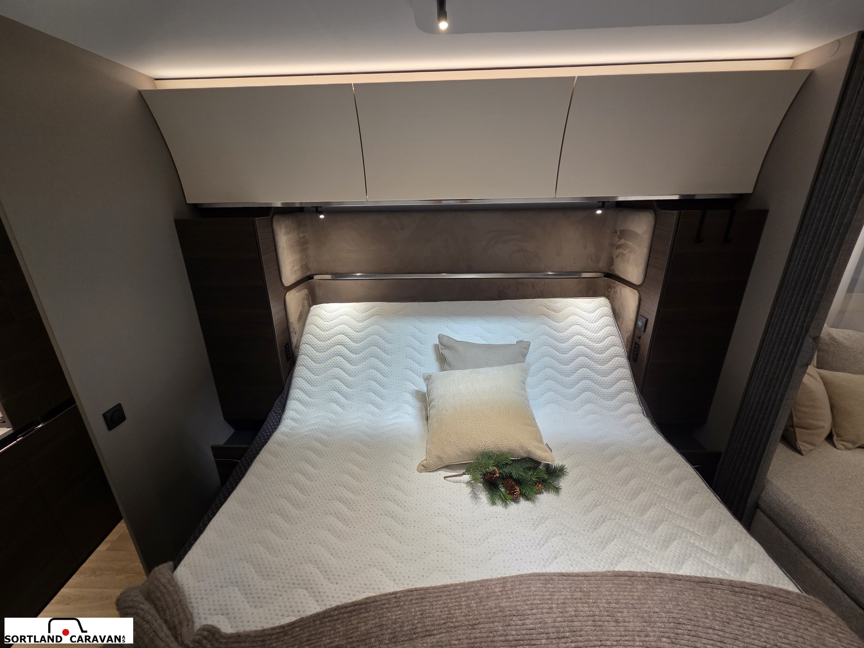 Adria ALPINA 663 HT - Adria
