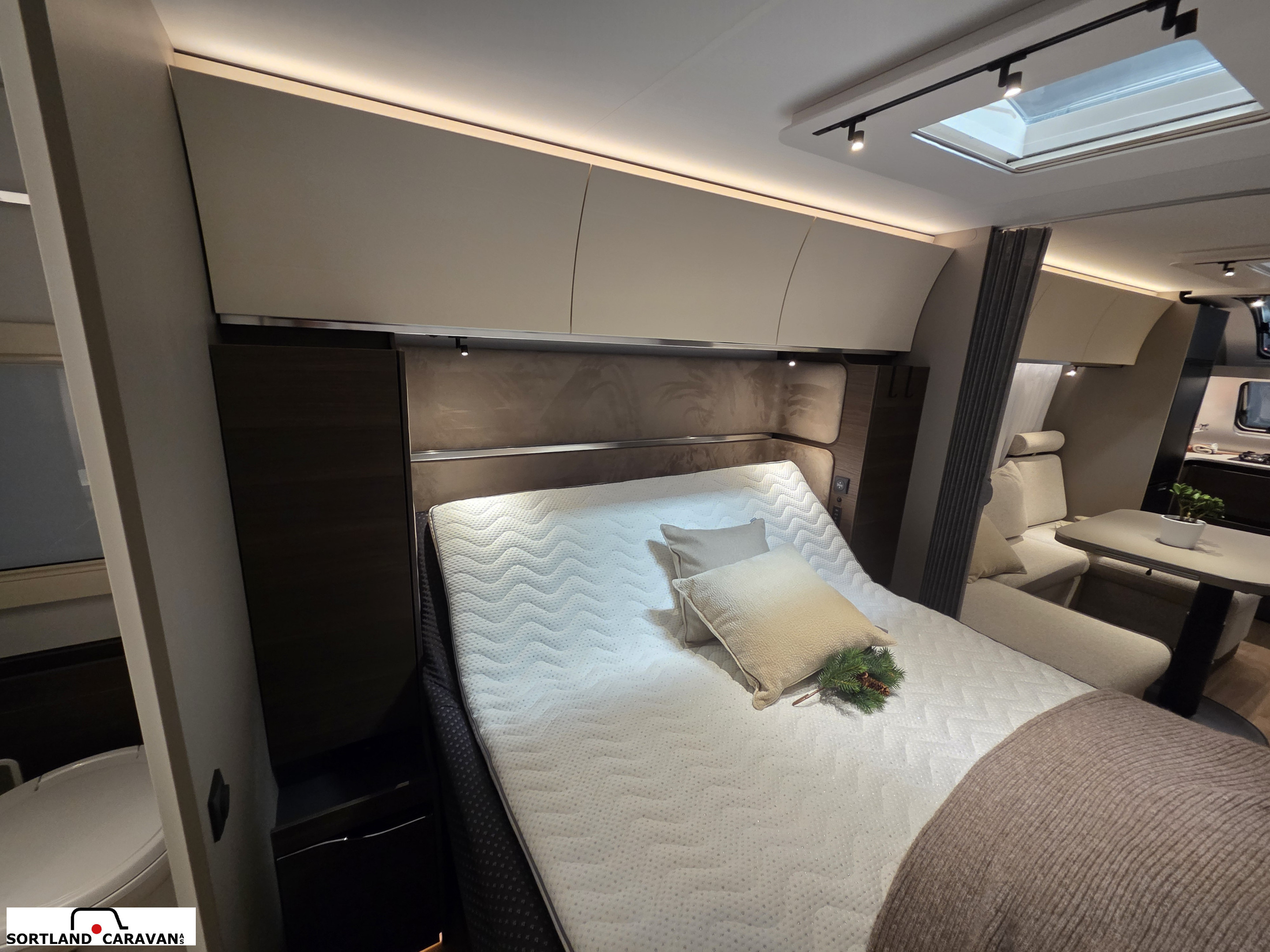 Adria ALPINA 663 HT - Adria