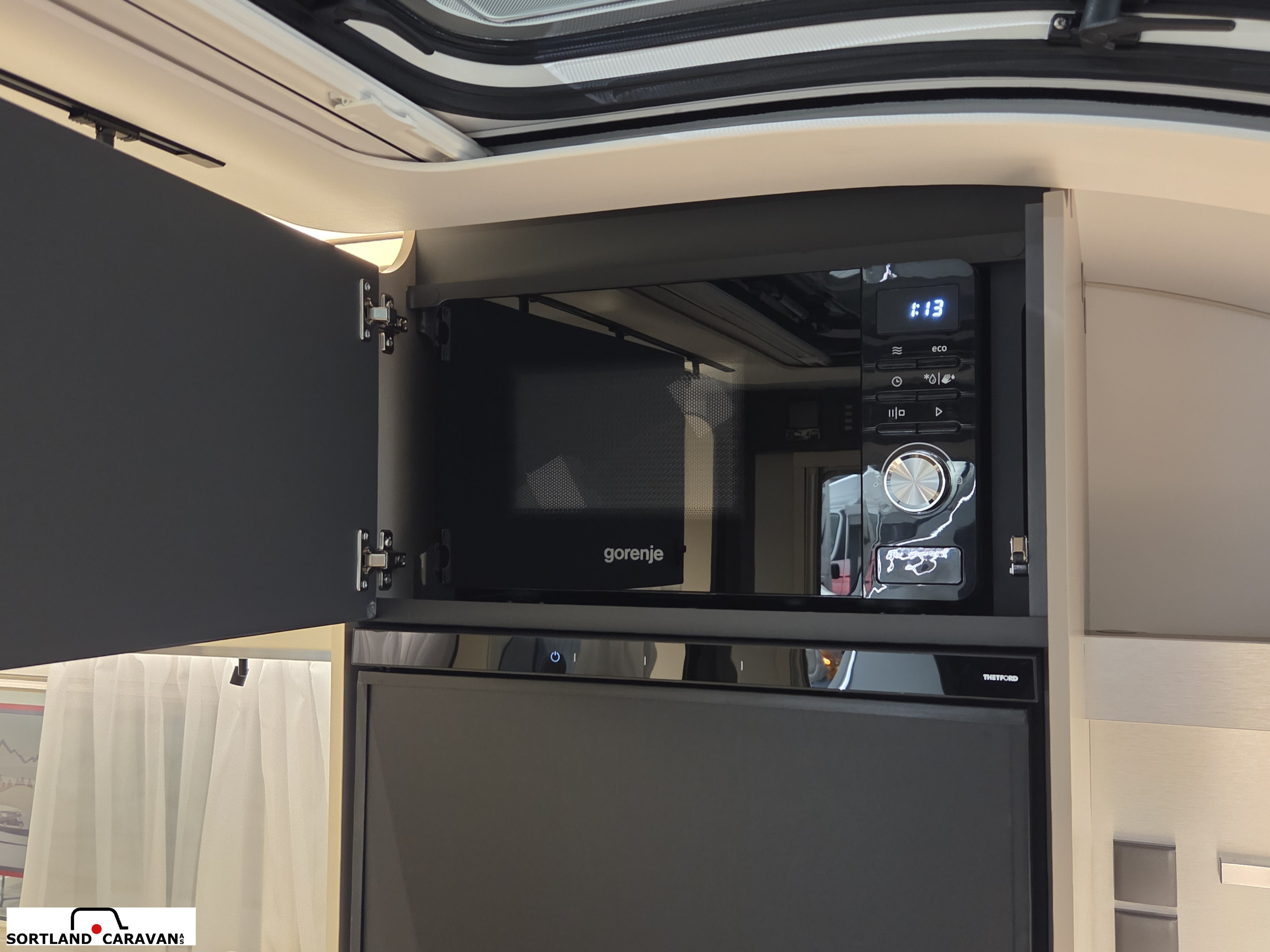 Adria ALPINA 663 HT - Adria