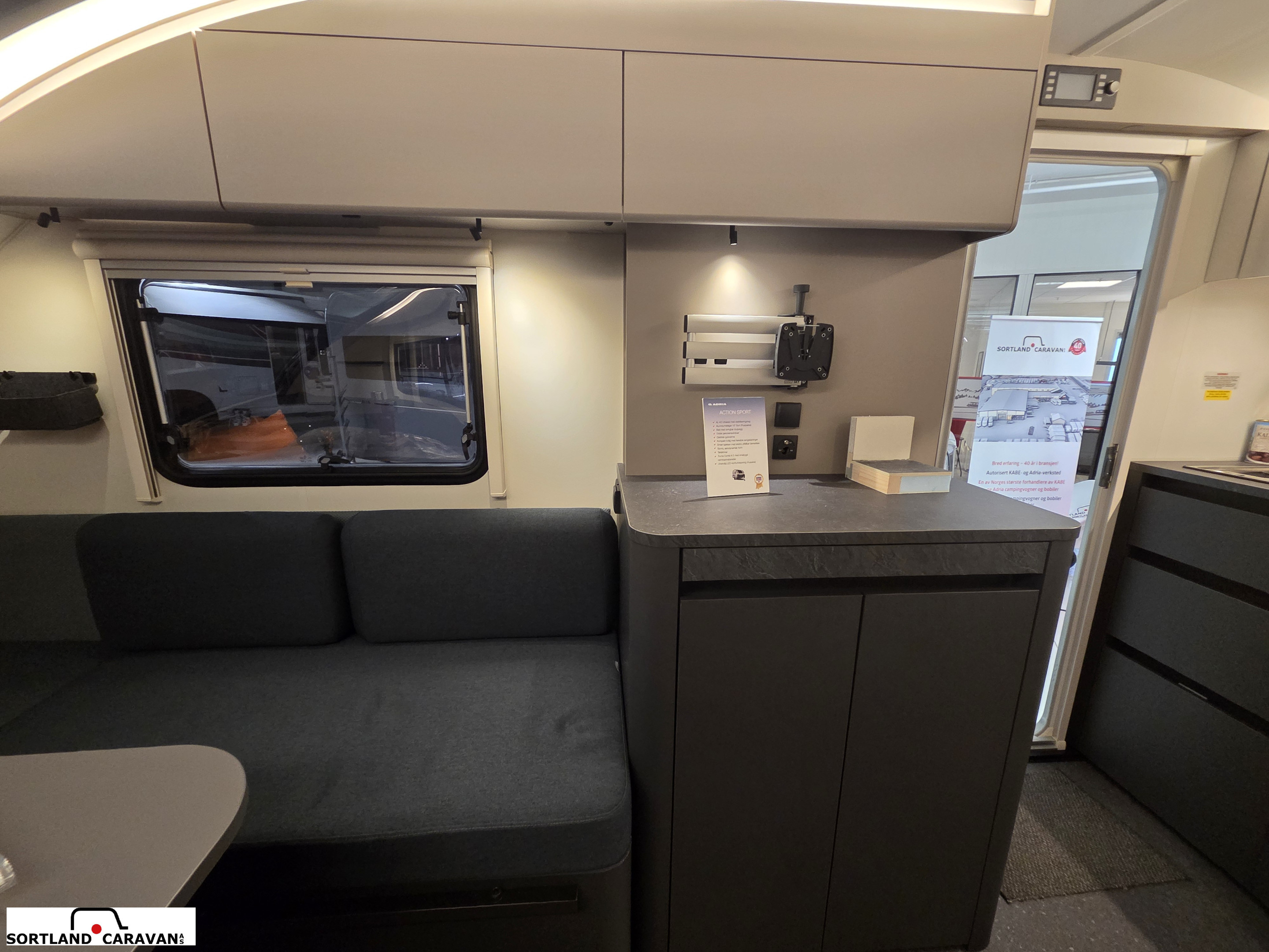Adria ACTION 391 LH Sport - Adria