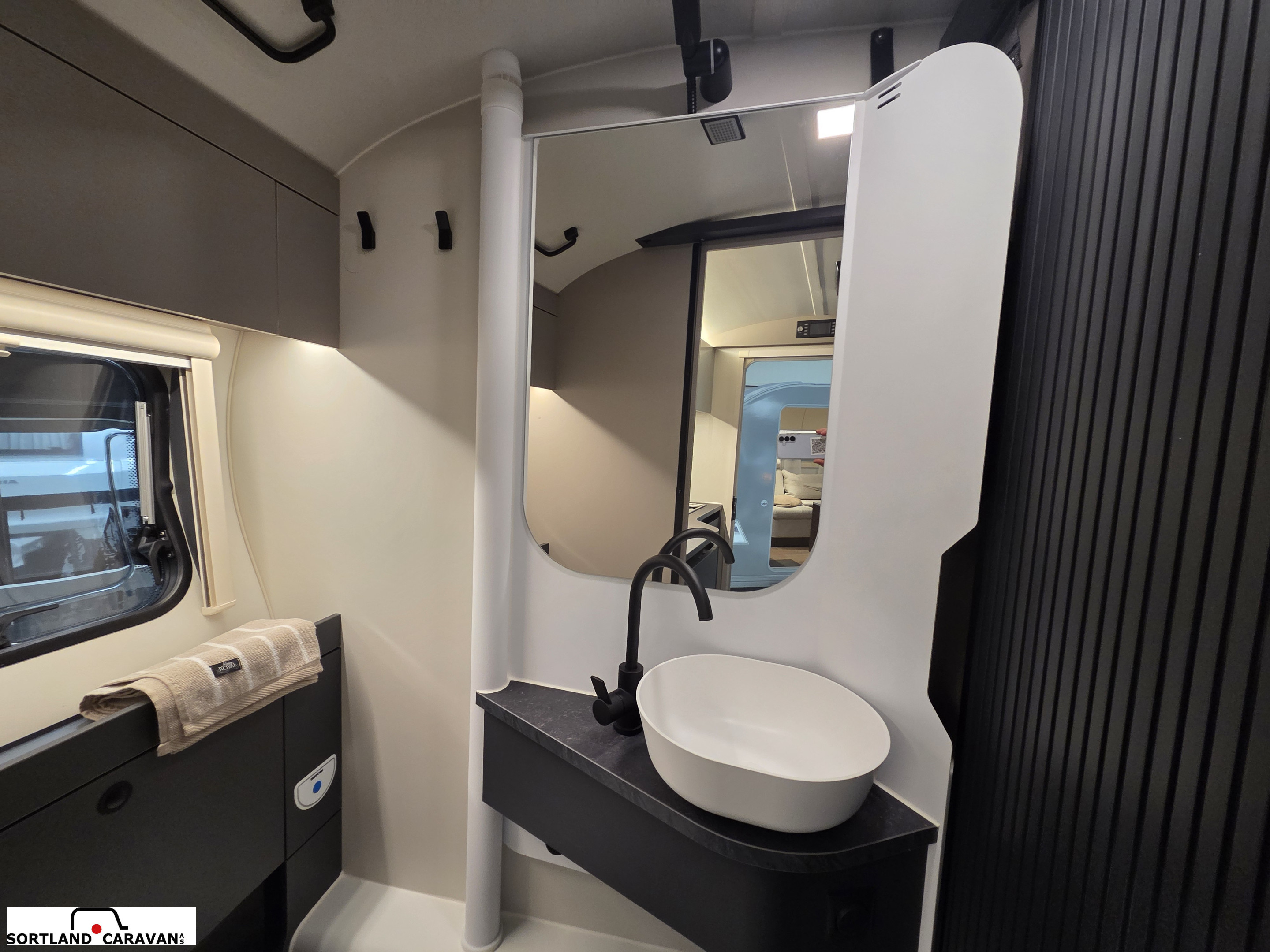 Adria ACTION 391 LH Sport - Adria