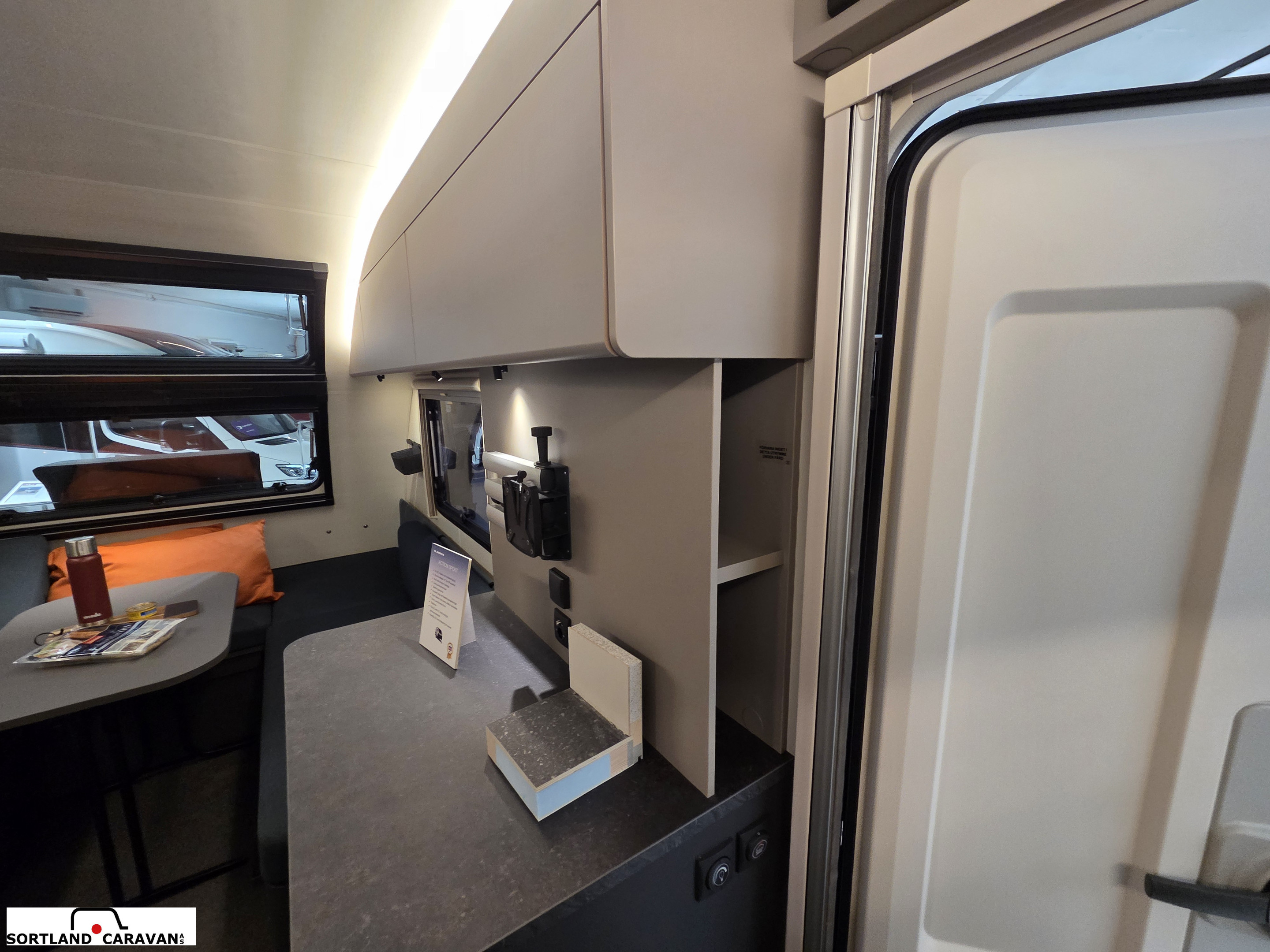 Adria ACTION 391 LH Sport - Adria