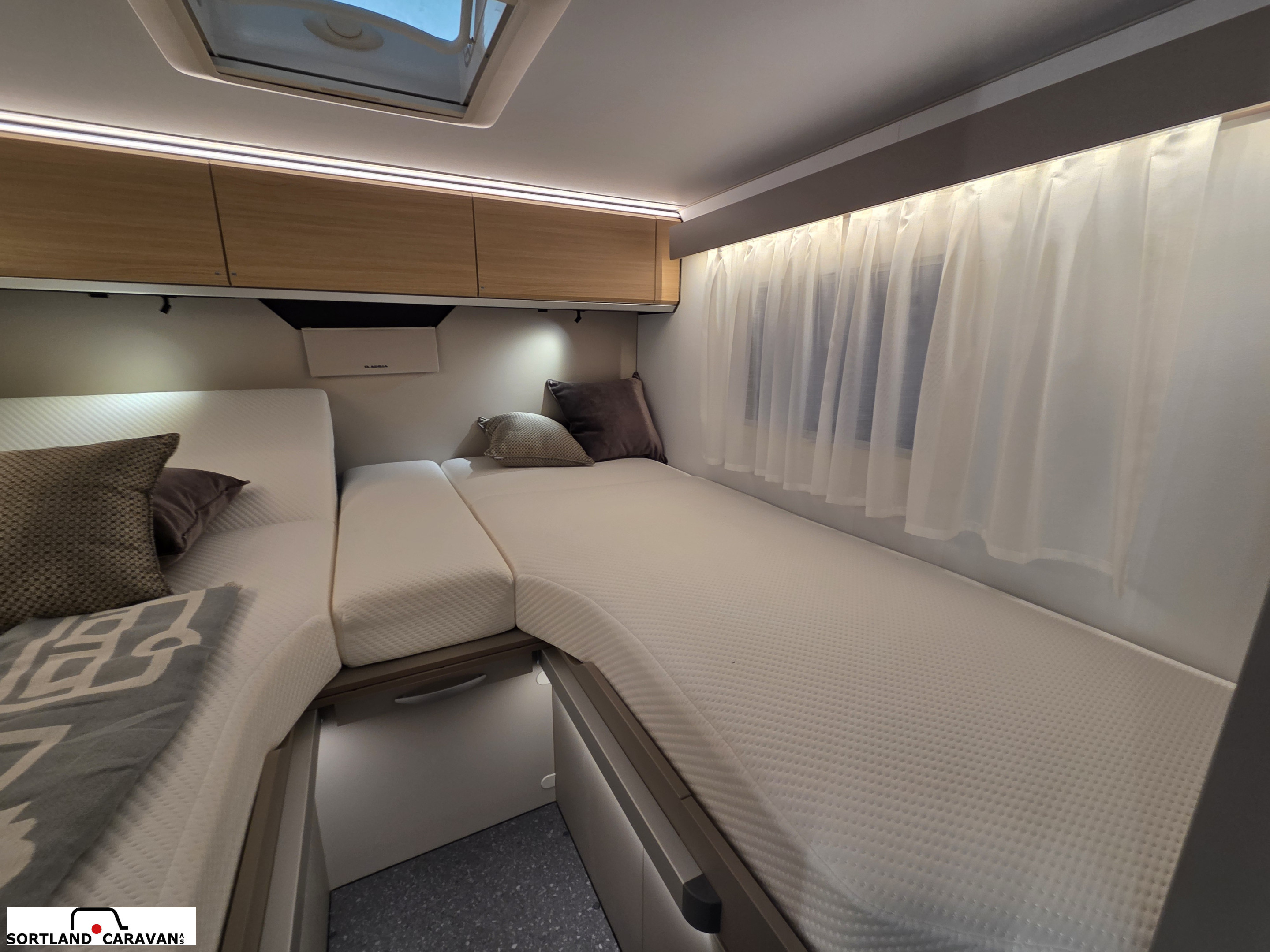 Adria COMPACT SELECT DL - - Adria