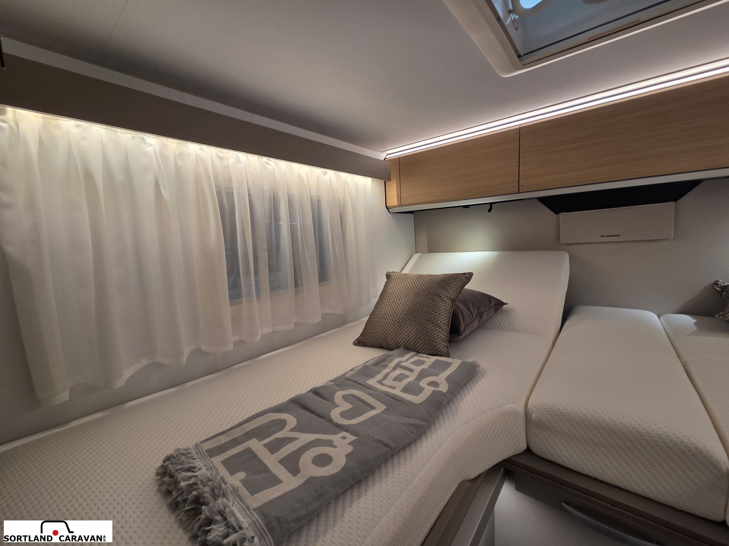 Adria COMPACT SELECT DL - - Adria