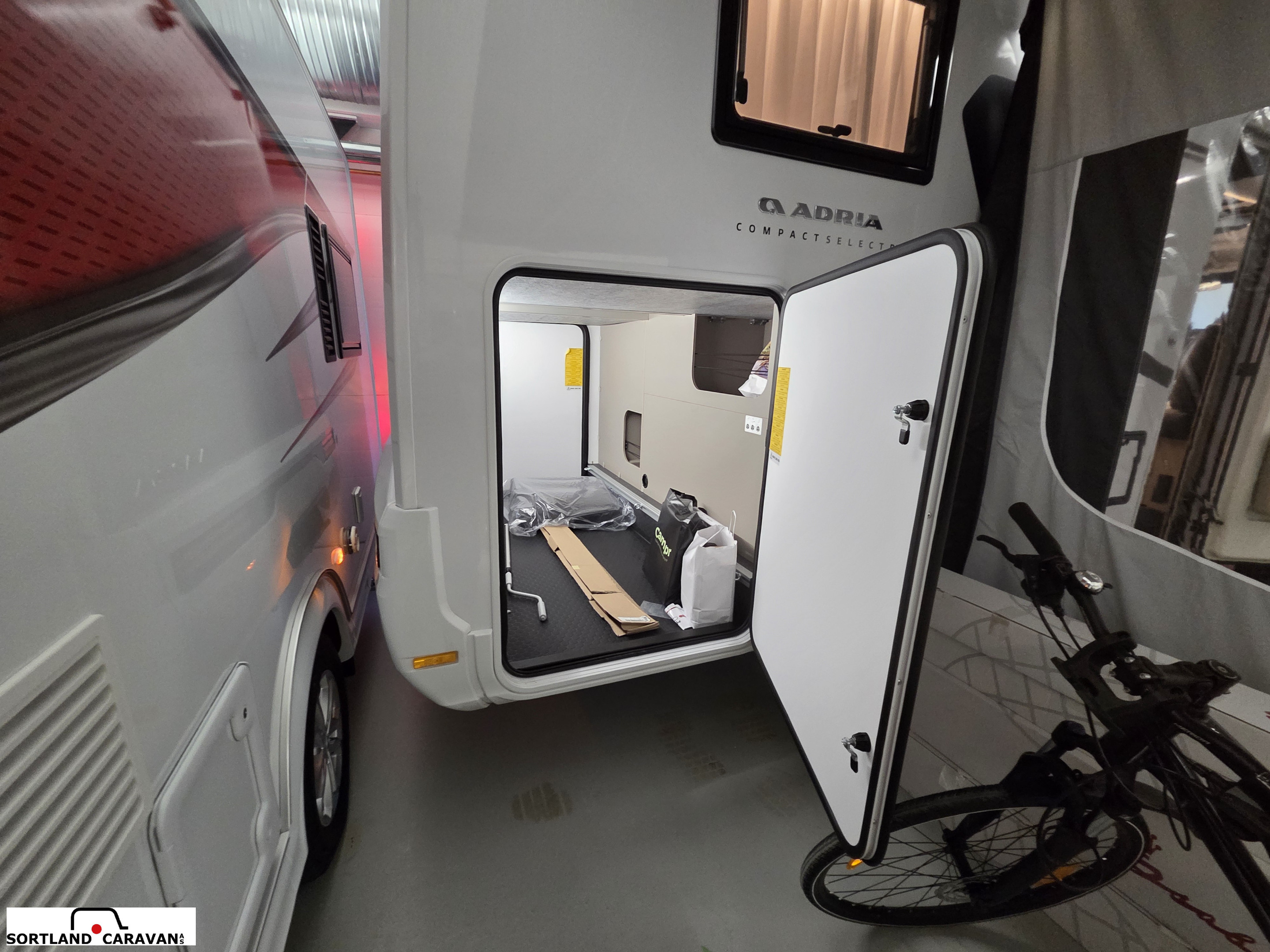 Adria COMPACT SELECT DL - - Adria