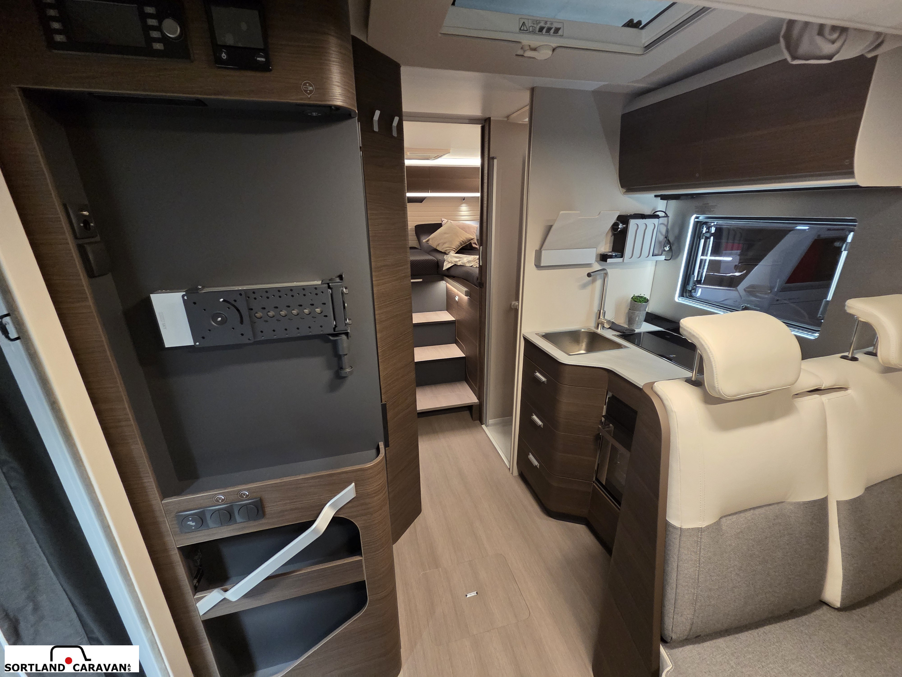Adria MATRIX SUPREME 670 SL - - Adria