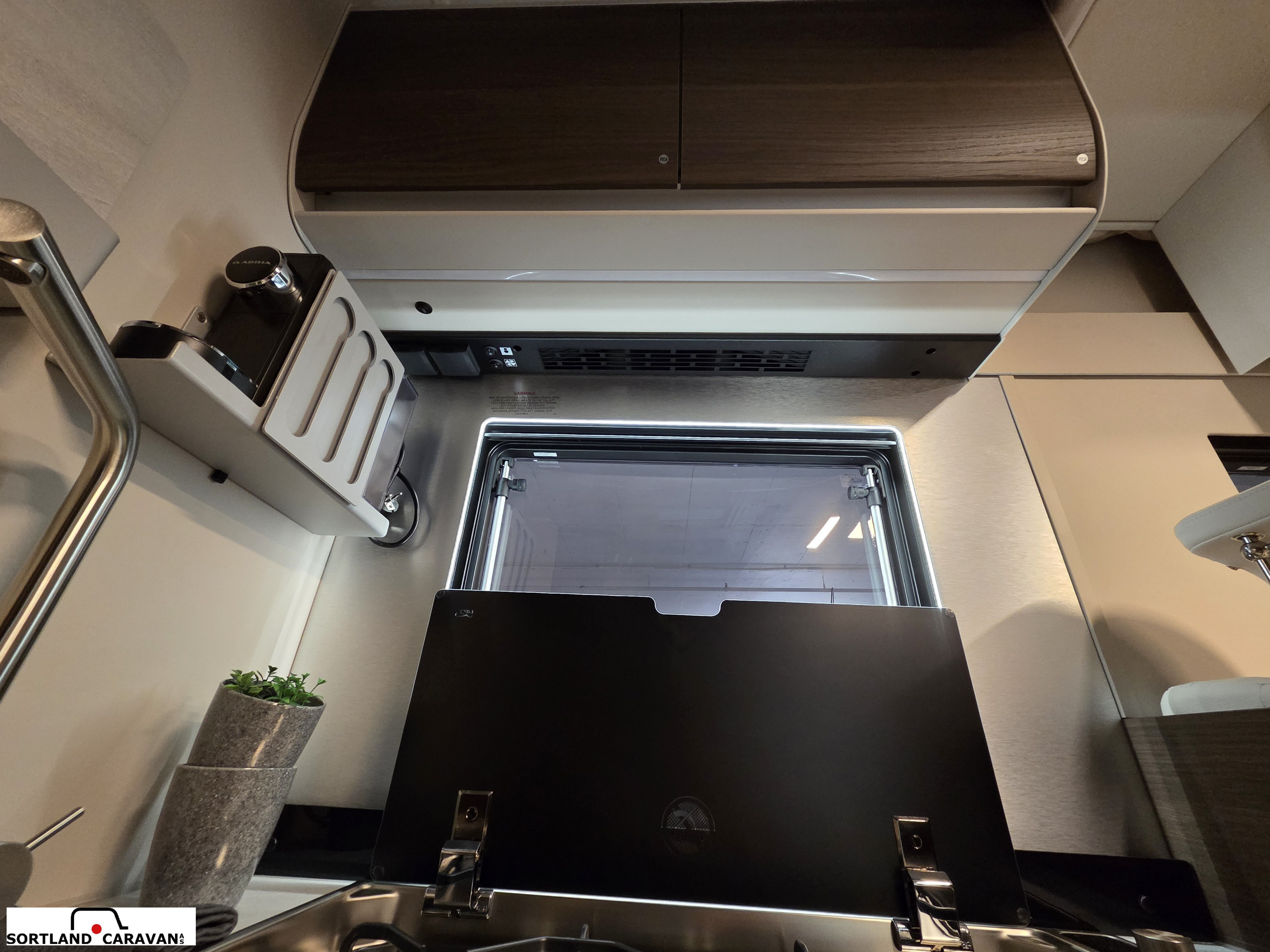 Adria MATRIX SUPREME 670 SL - - Adria