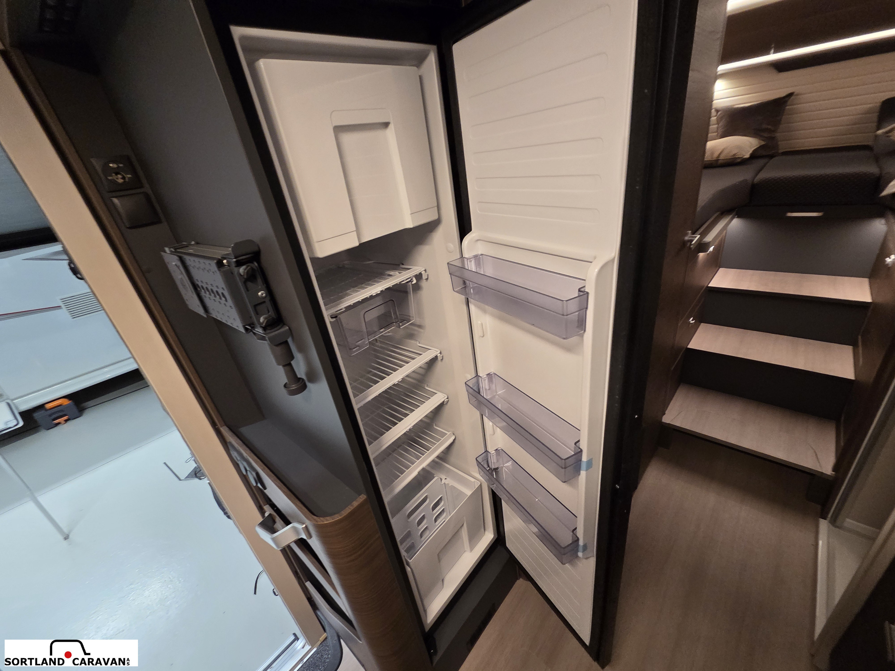 Adria MATRIX SUPREME 670 SL - - Adria