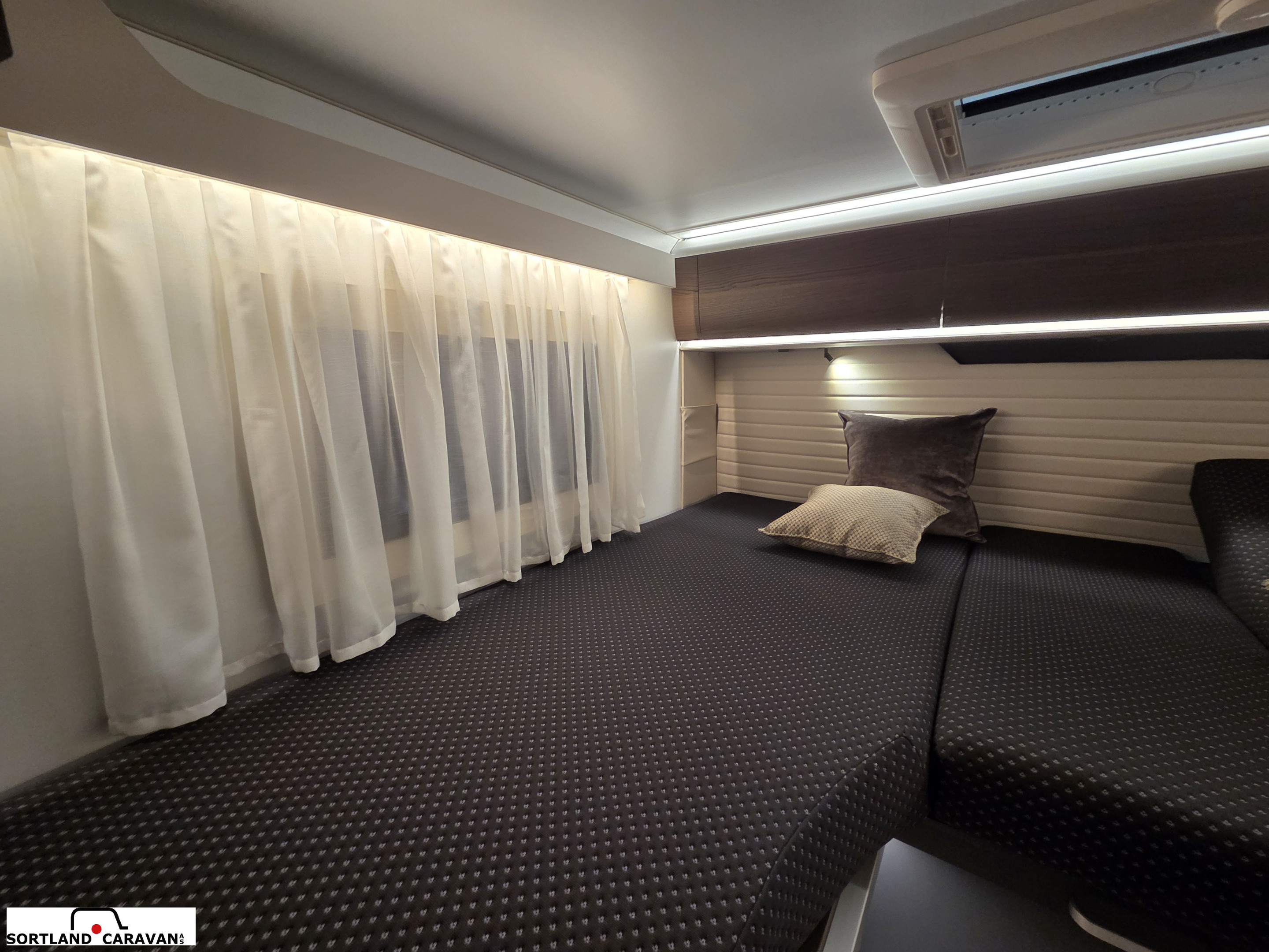 Adria MATRIX SUPREME 670 SL - - Adria