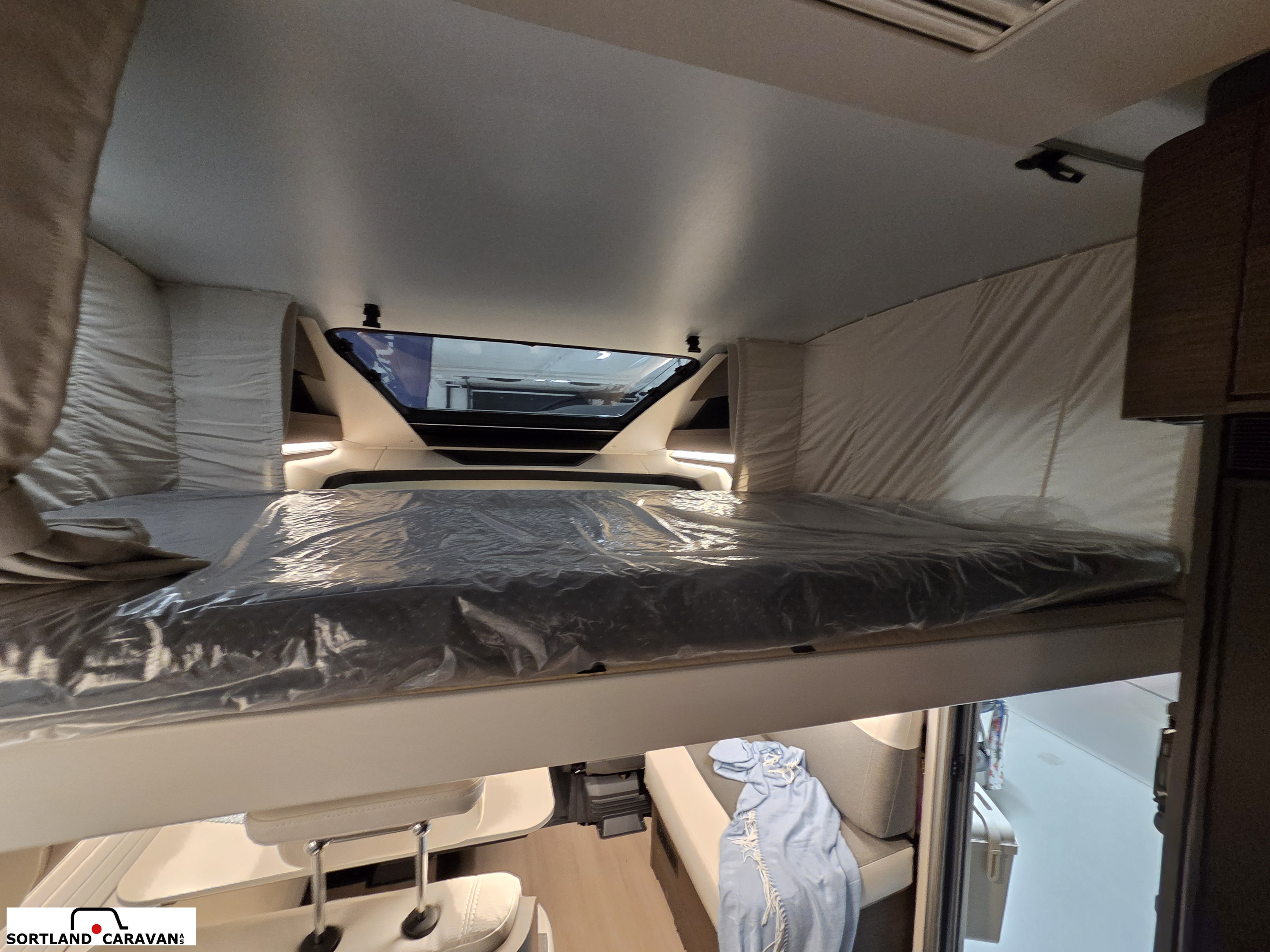 Adria MATRIX SUPREME 670 SL - - Adria