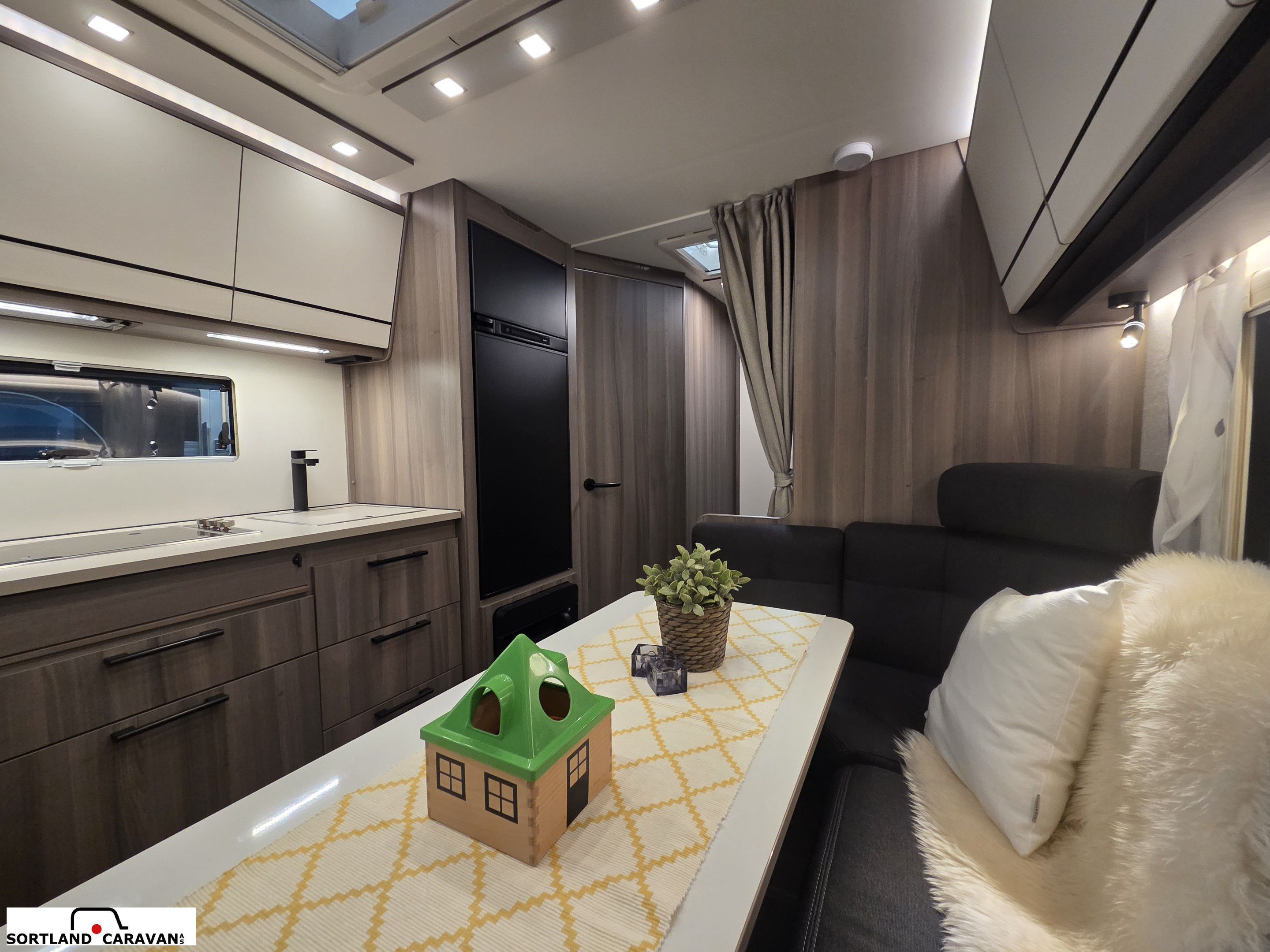 KABE ESTATE 600 GDL KS - KABE