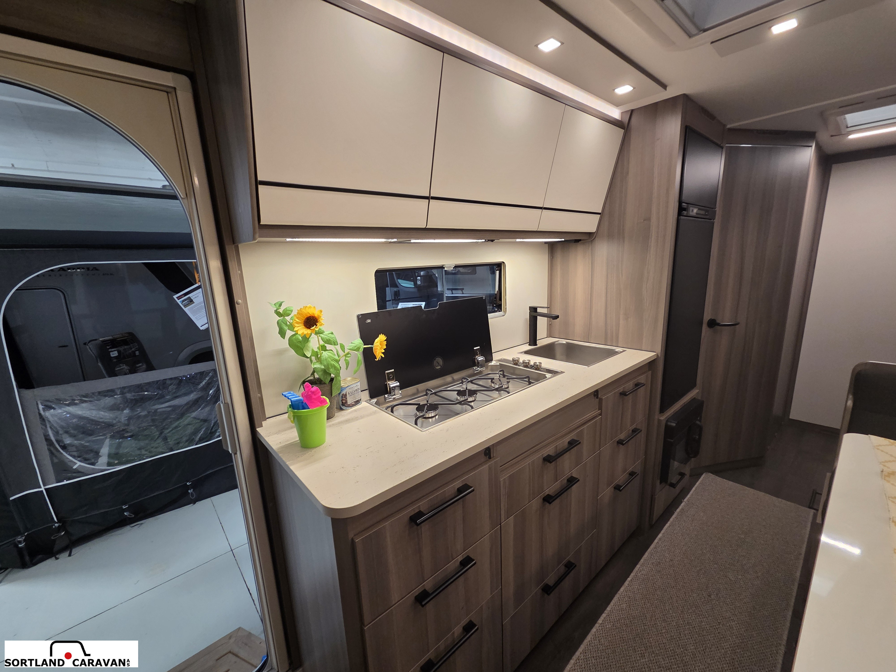 KABE ESTATE 600 GDL KS - KABE